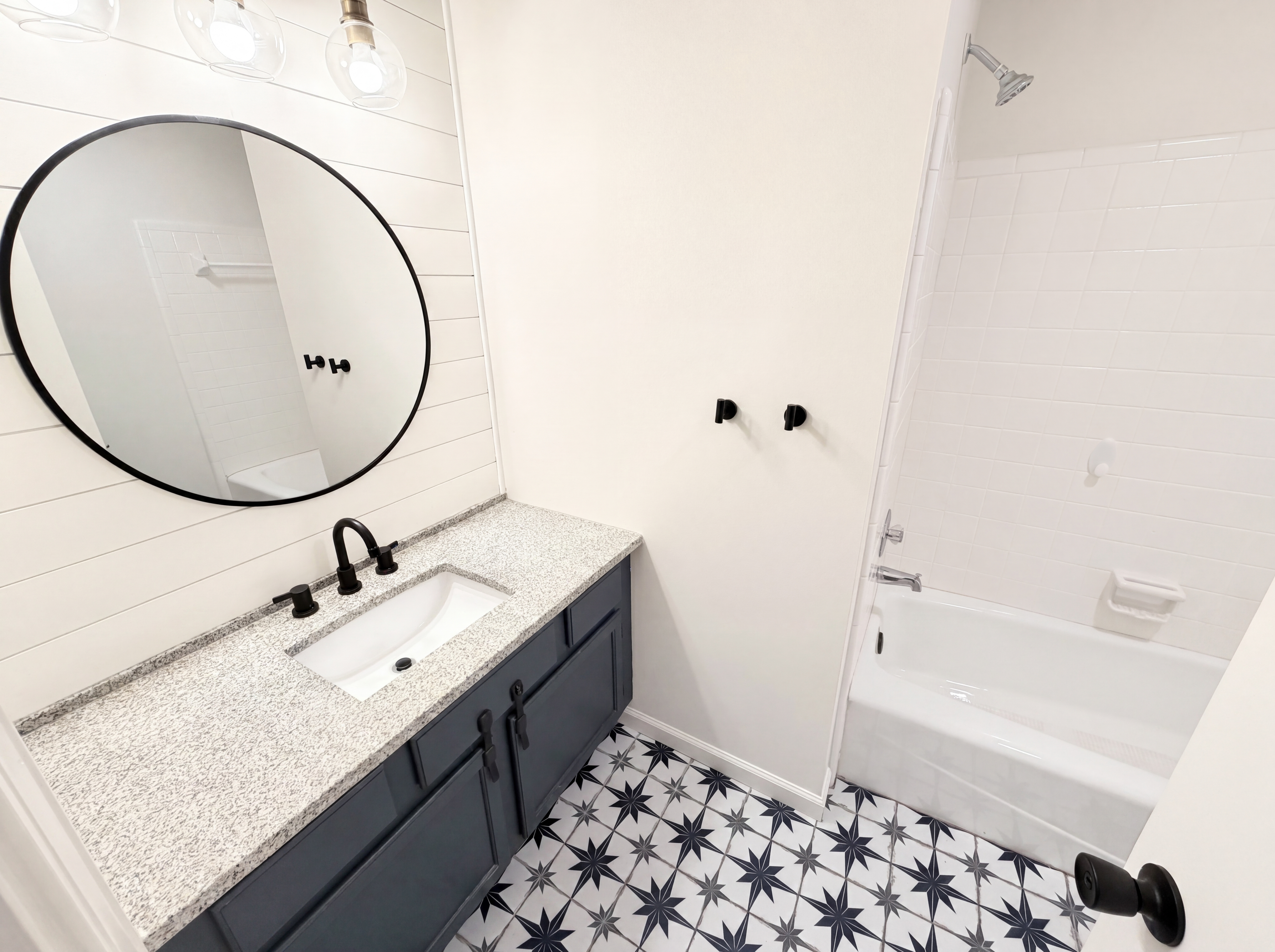 Photo 16 of 24 of 1327 Towne Harbor Trl, Woodstock, GA