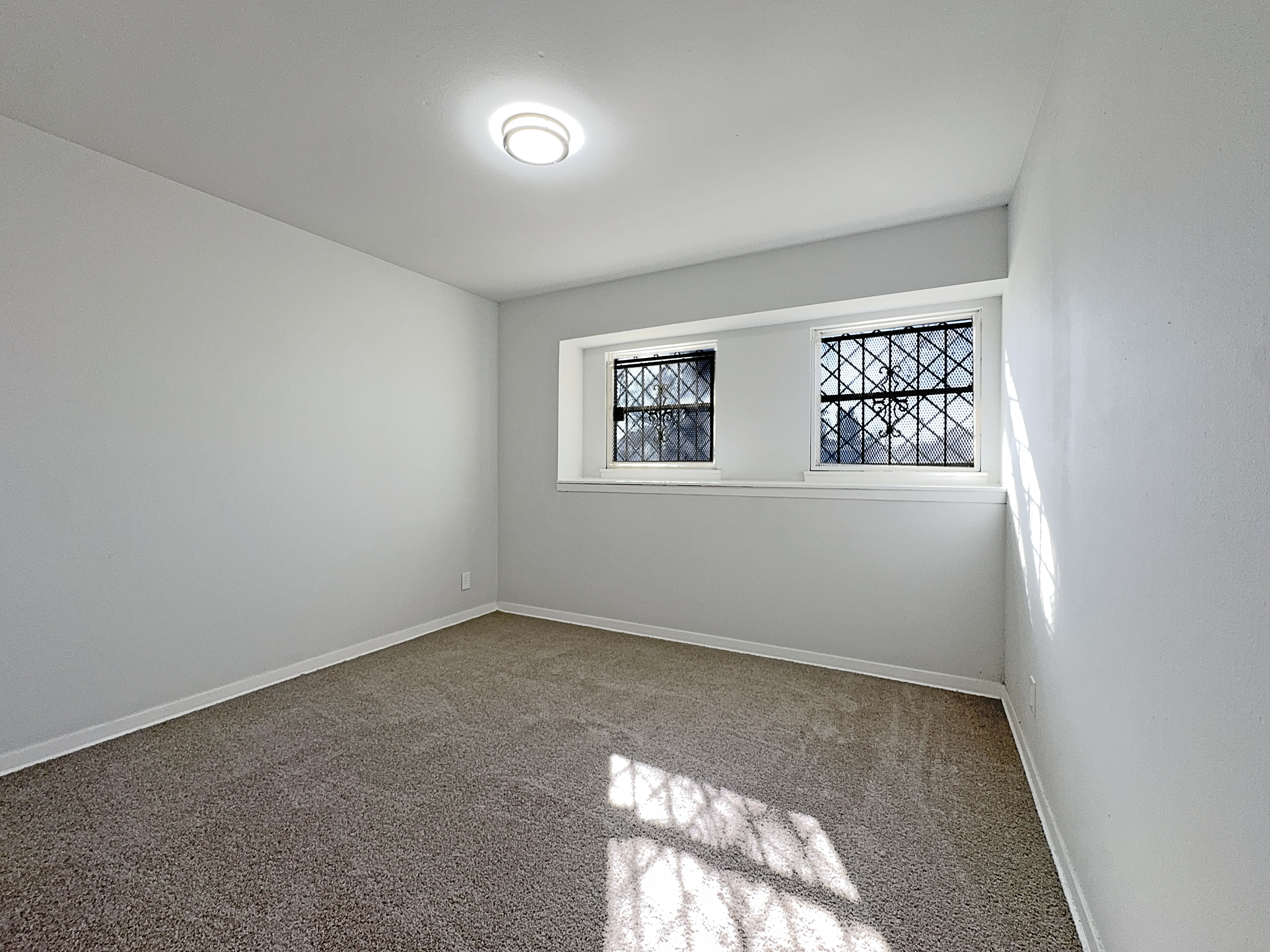 Photo 14 of 18 of 15311 Woodforest Blvd, Channelview, TX
