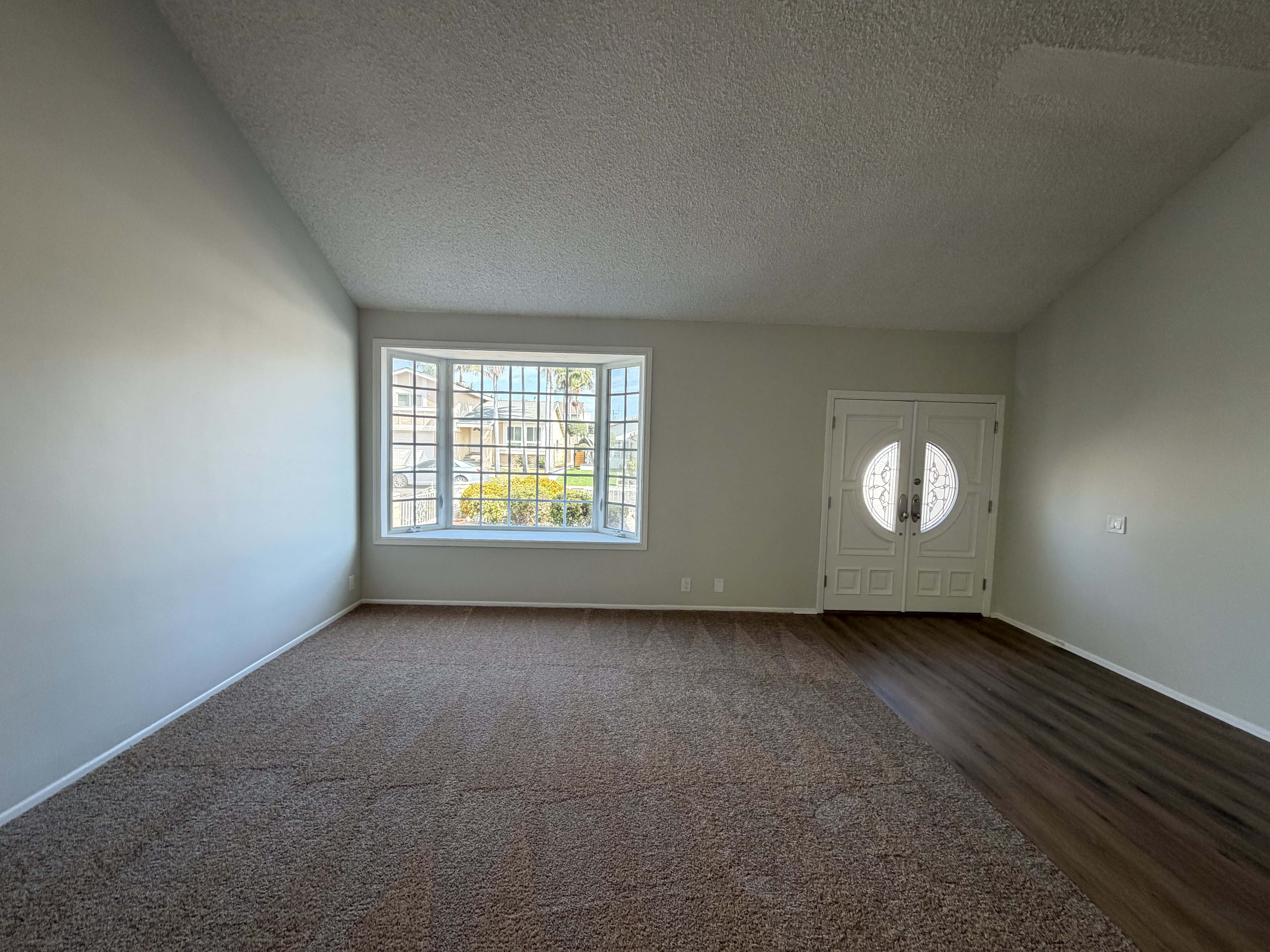 Photo 9 of 29 of 8452 Hazelwood Cir, Westminster, CA