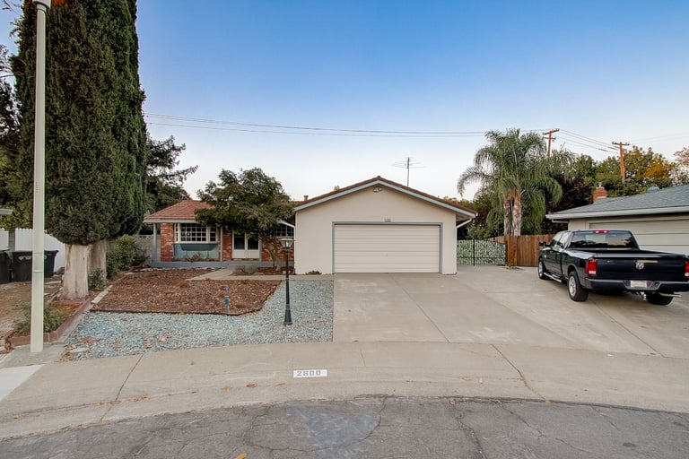 Photo 11 of 40 - 2600 Heidelberg Ct, Sacramento, CA 95826