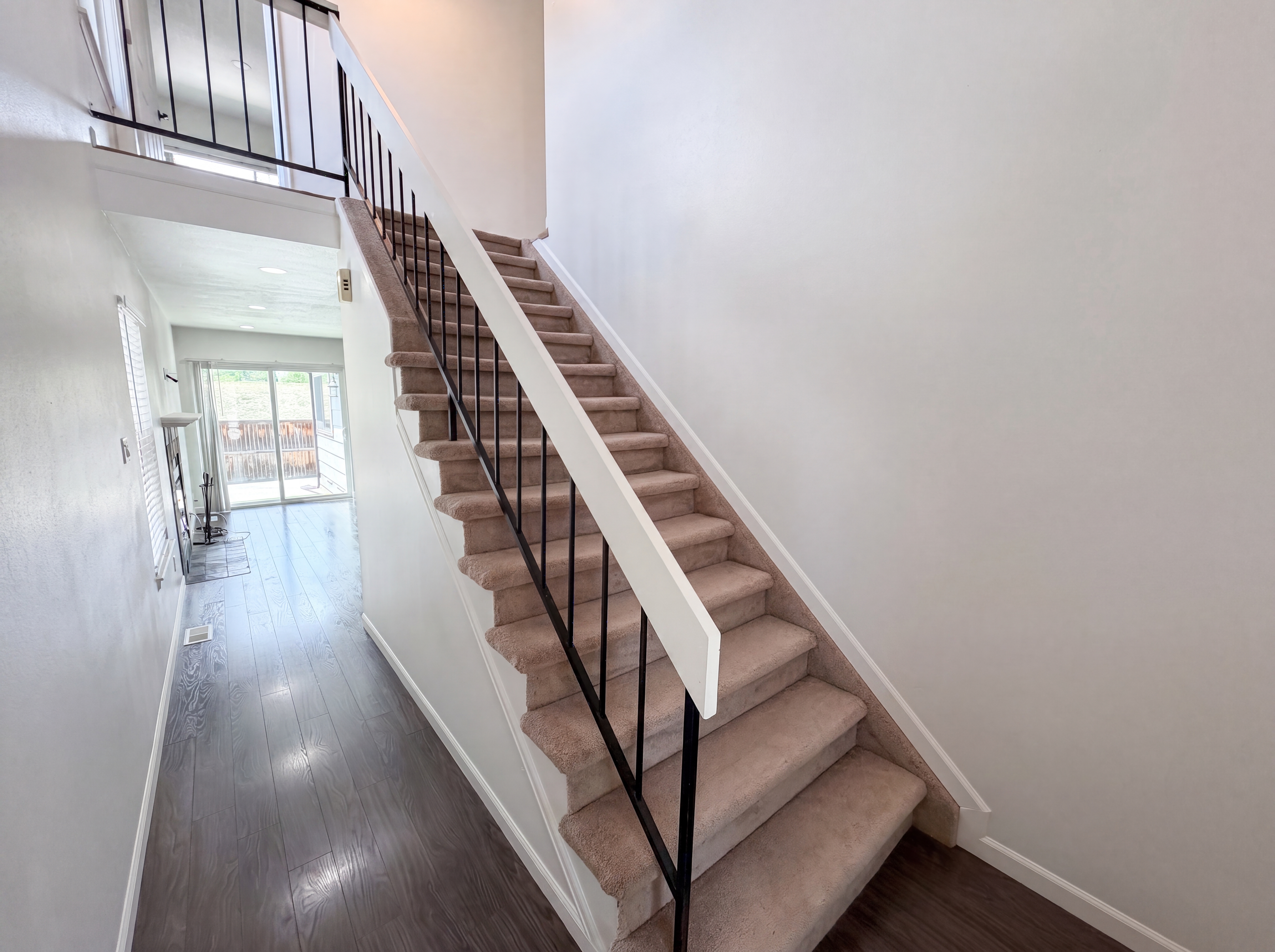 Photo 9 of 28 of 11835 Lincoln St, Northglenn, CO