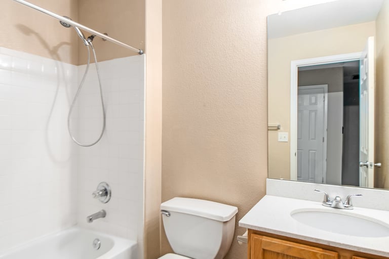 Photo 13 of 17 - 5509 S Quemoy Cir, Aurora, CO 80015