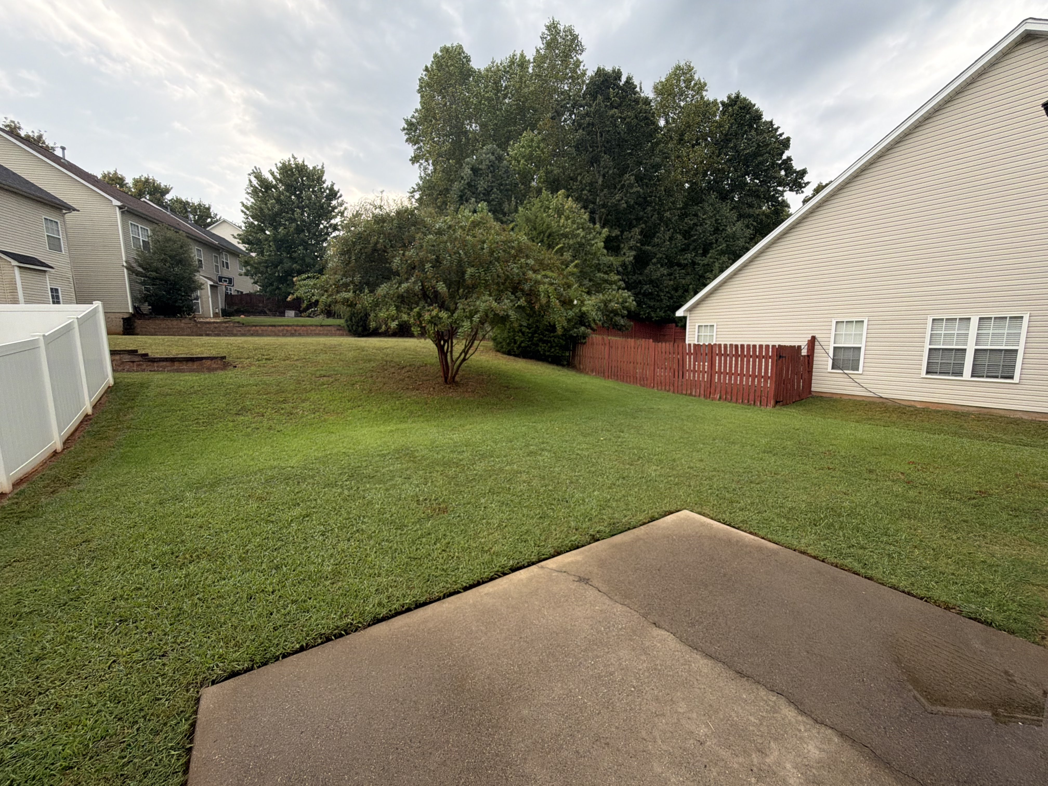 Photo 7 of 32 of 3214 Erwin Trace Dr, Charlotte, NC