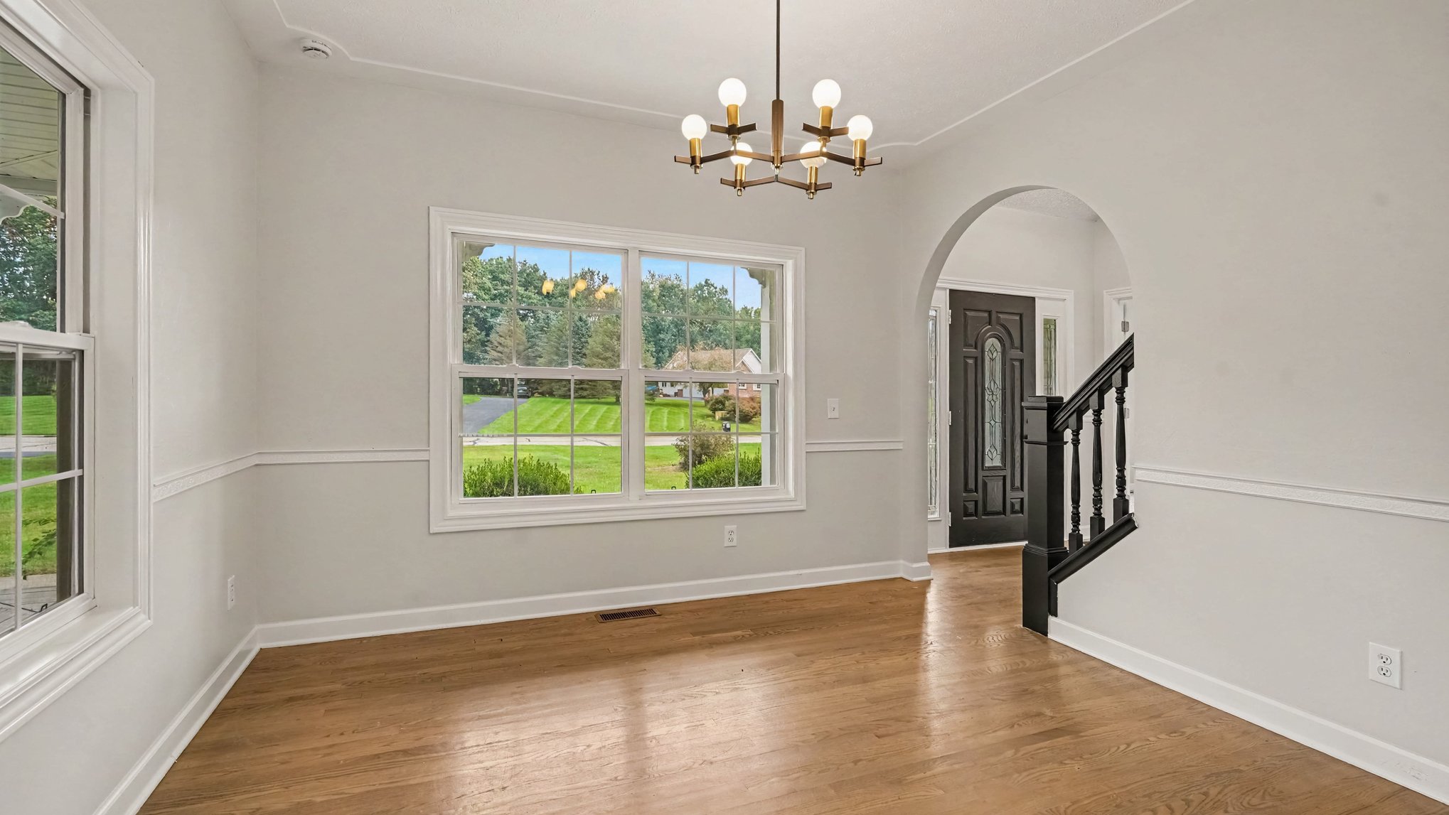 Photo 6 of 31 of 4404 Sundance Cir, Howell, MI