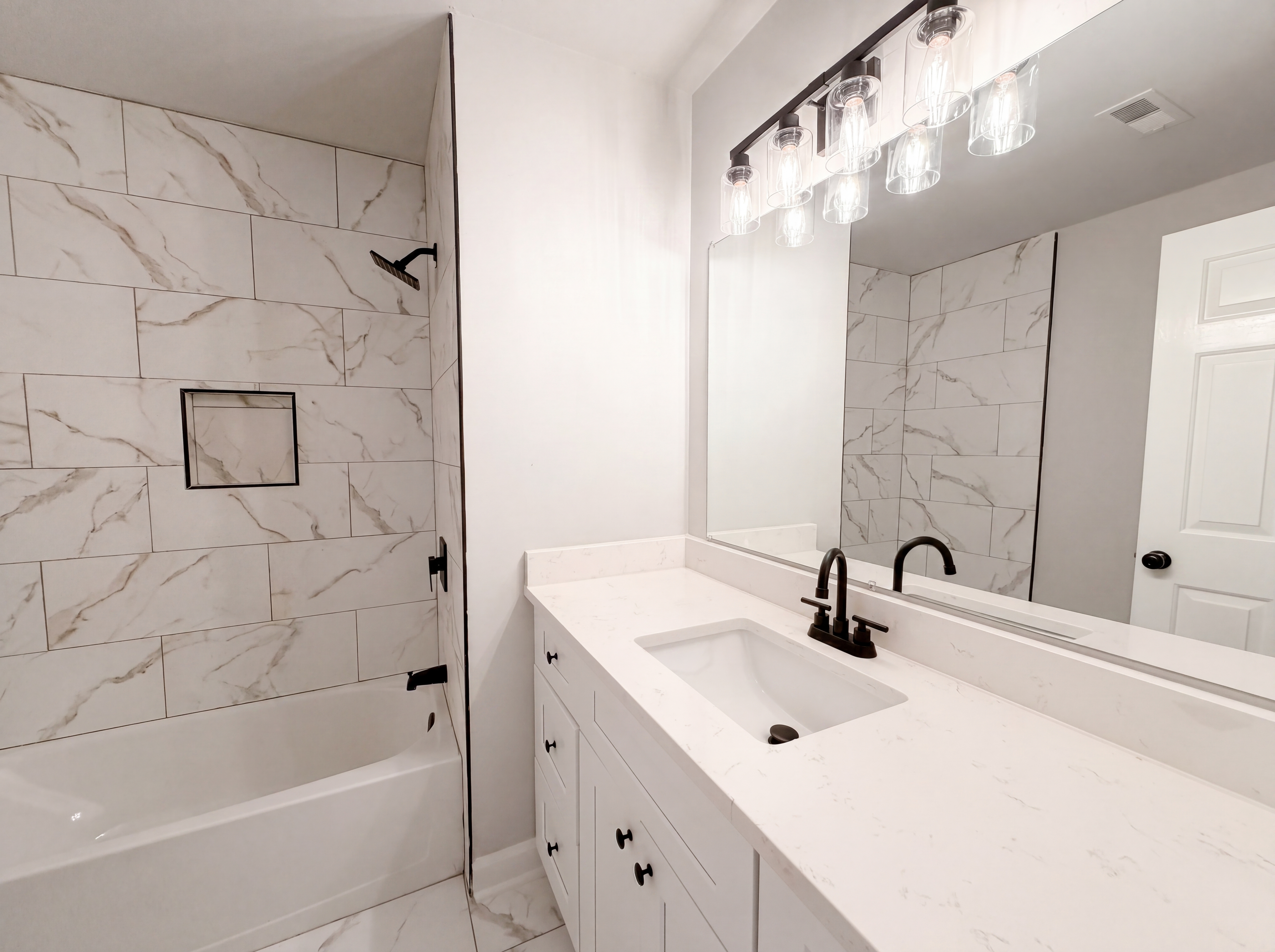Photo 19 of 26 of 6095 Coral View Dr, Harrisburg, NC