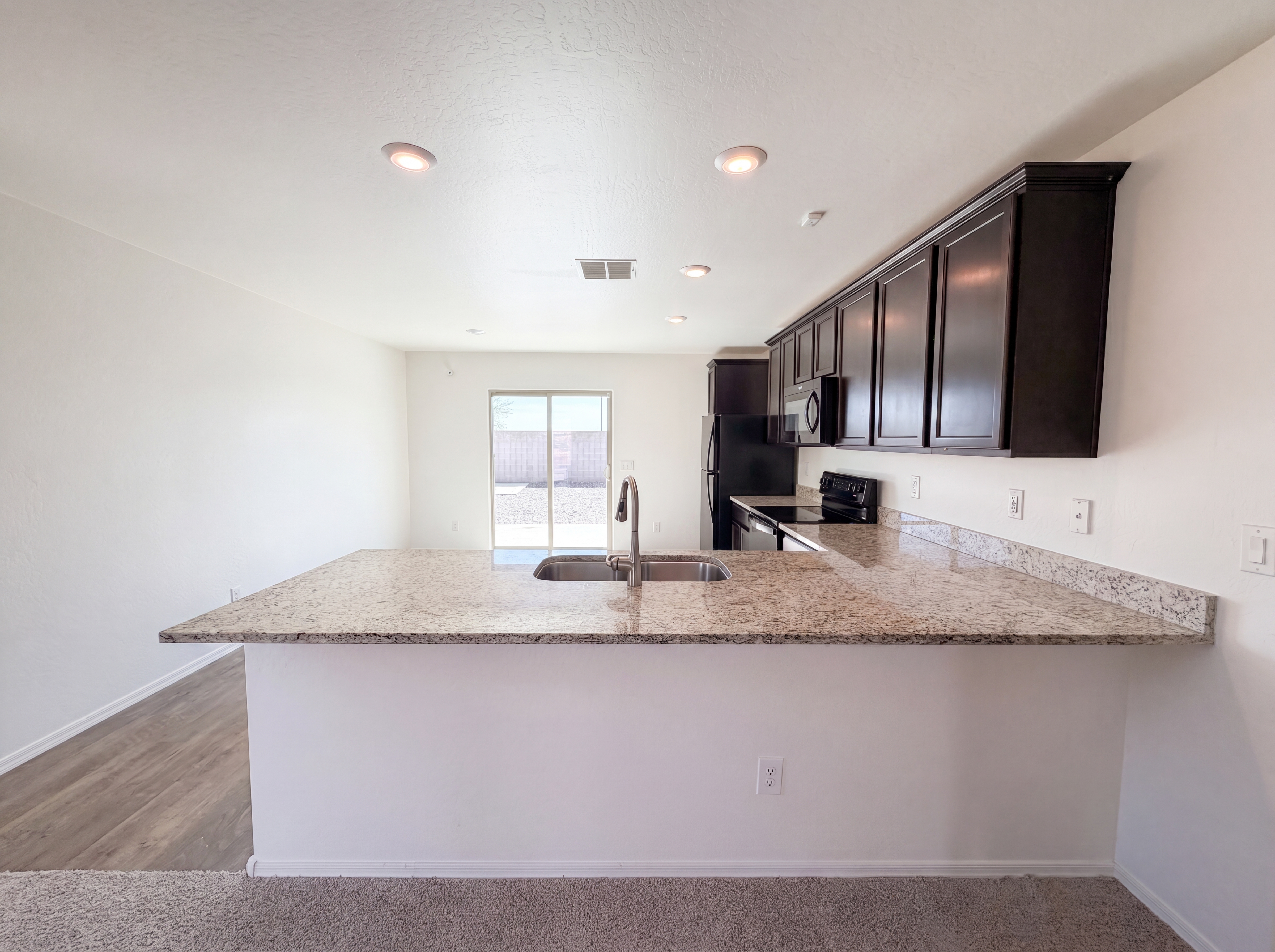 Photo 13 of 20 of 30344 N Juniper Dr, Florence, AZ