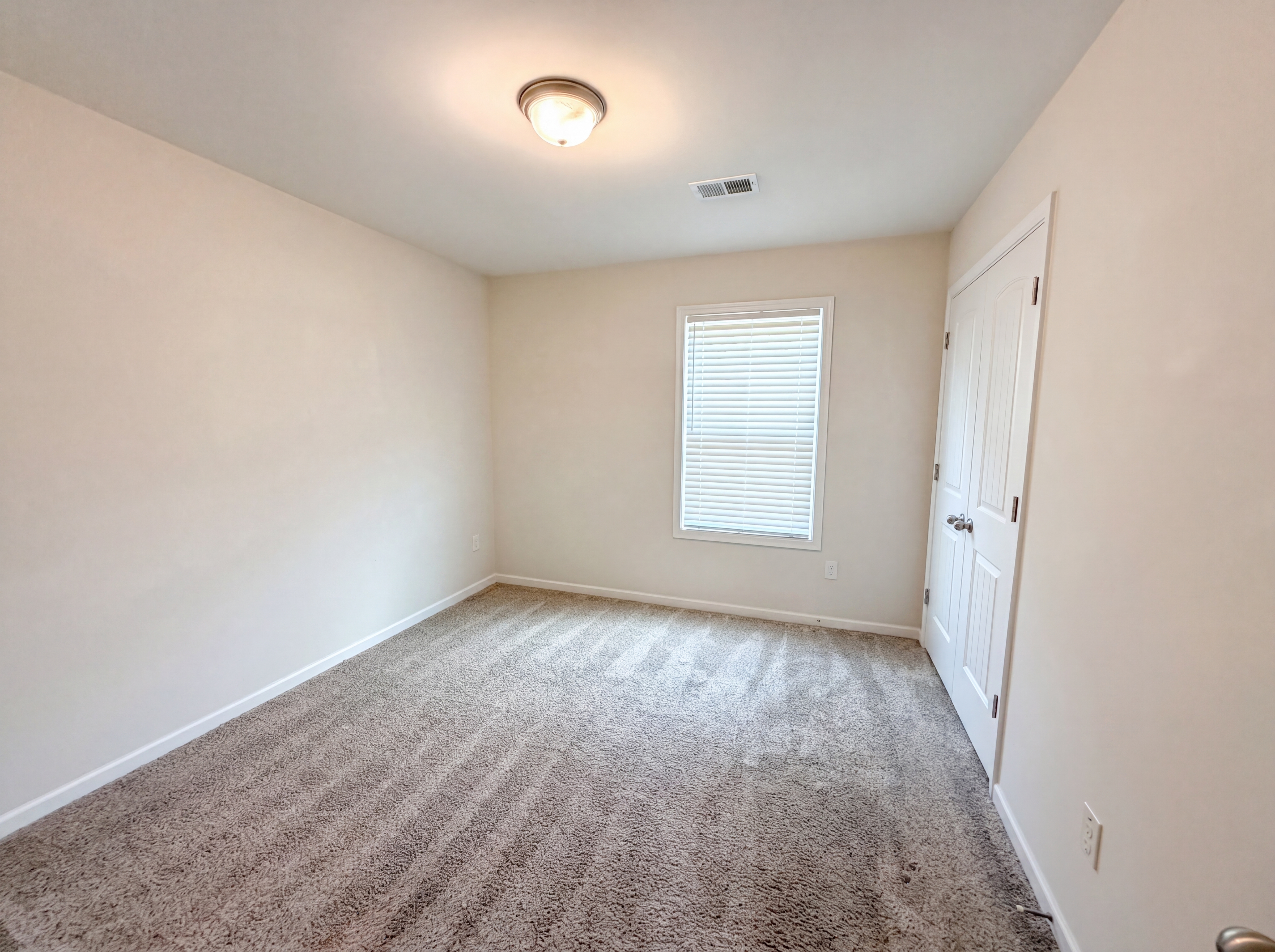 Photo 11 of 20 of 164 Highland Park Ct, Easley, SC
