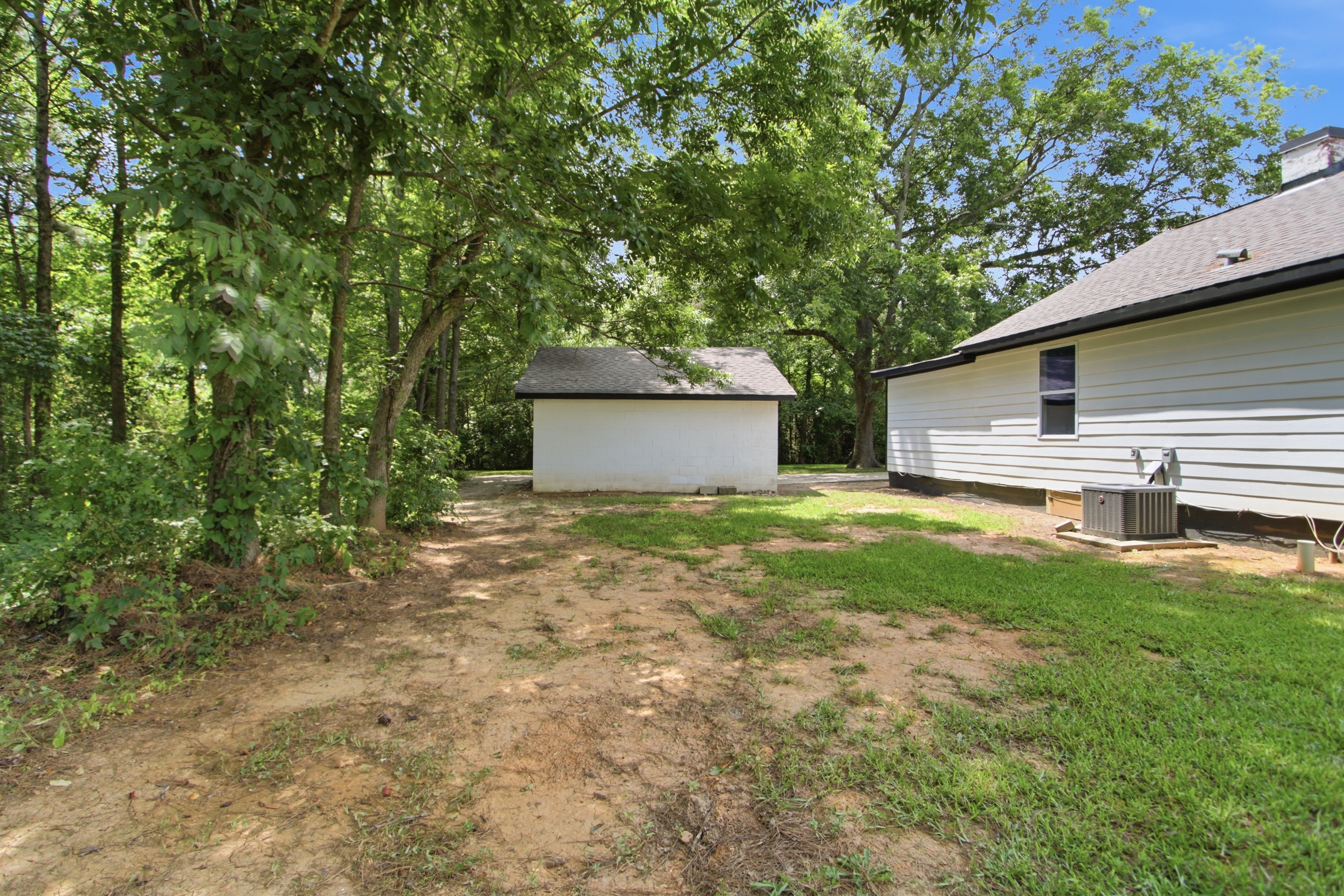 Photo 26 of 29 of 2929 Vinson Mountain Rd, Rockmart, GA