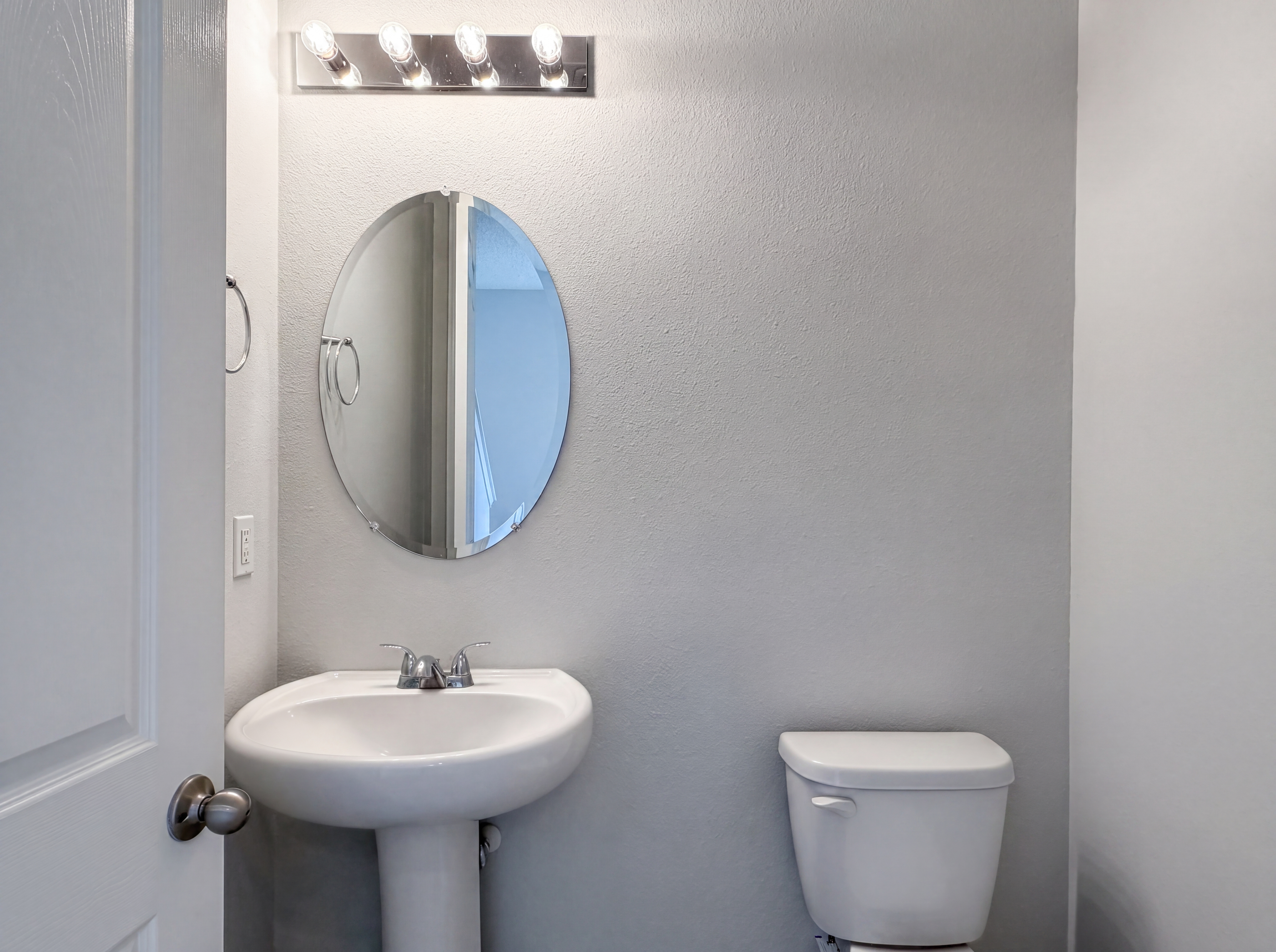 Photo 19 of 25 of 95443 Woodbridge Pkwy, Fernandina Beach, FL