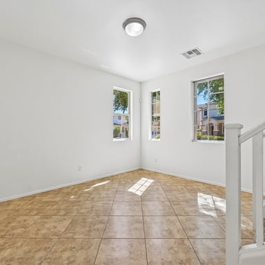 Property photo 3 of 4246 E Tyson St