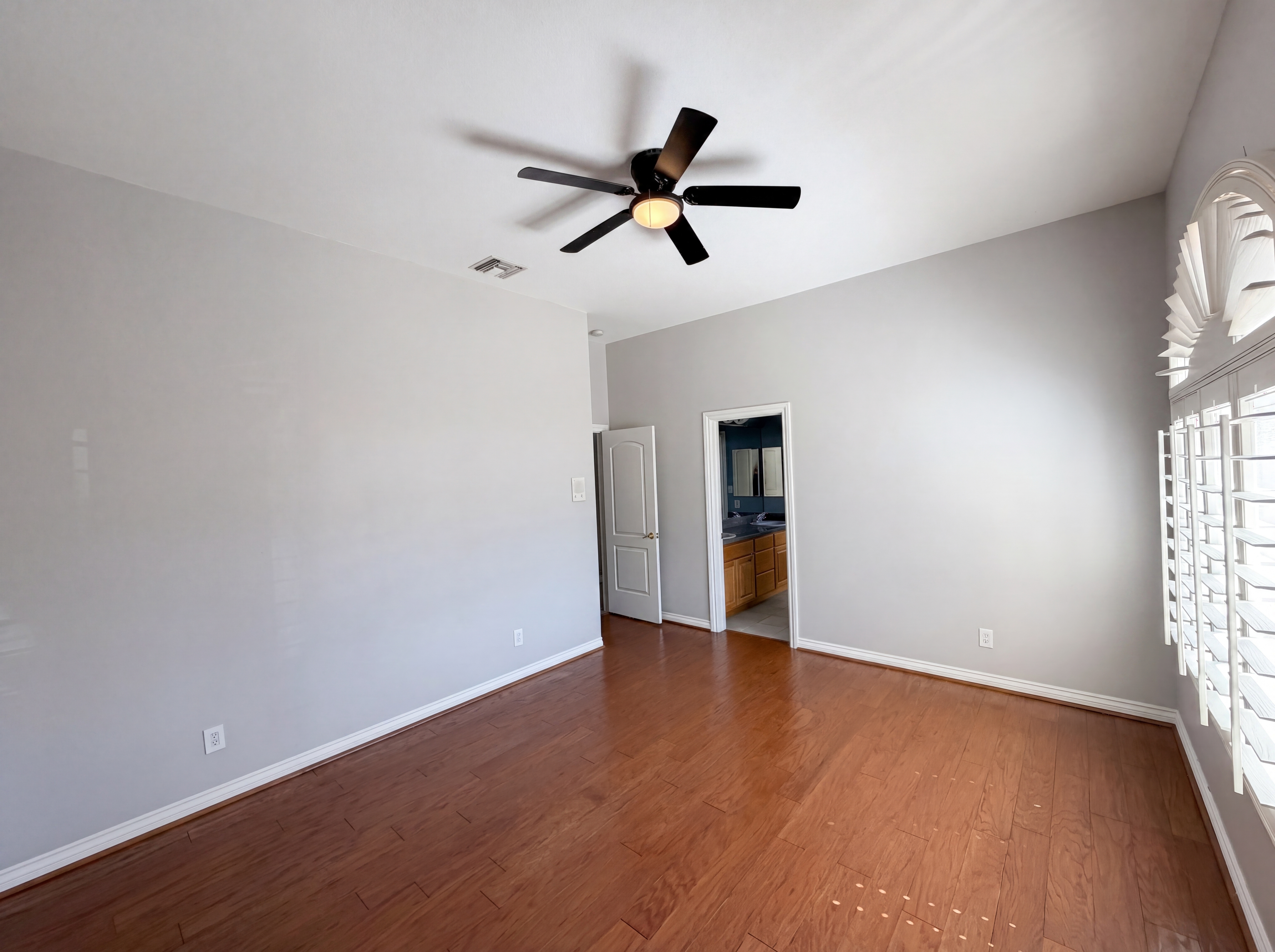 Photo 19 of 56 of 4870 Conough Ln, Las Vegas, NV
