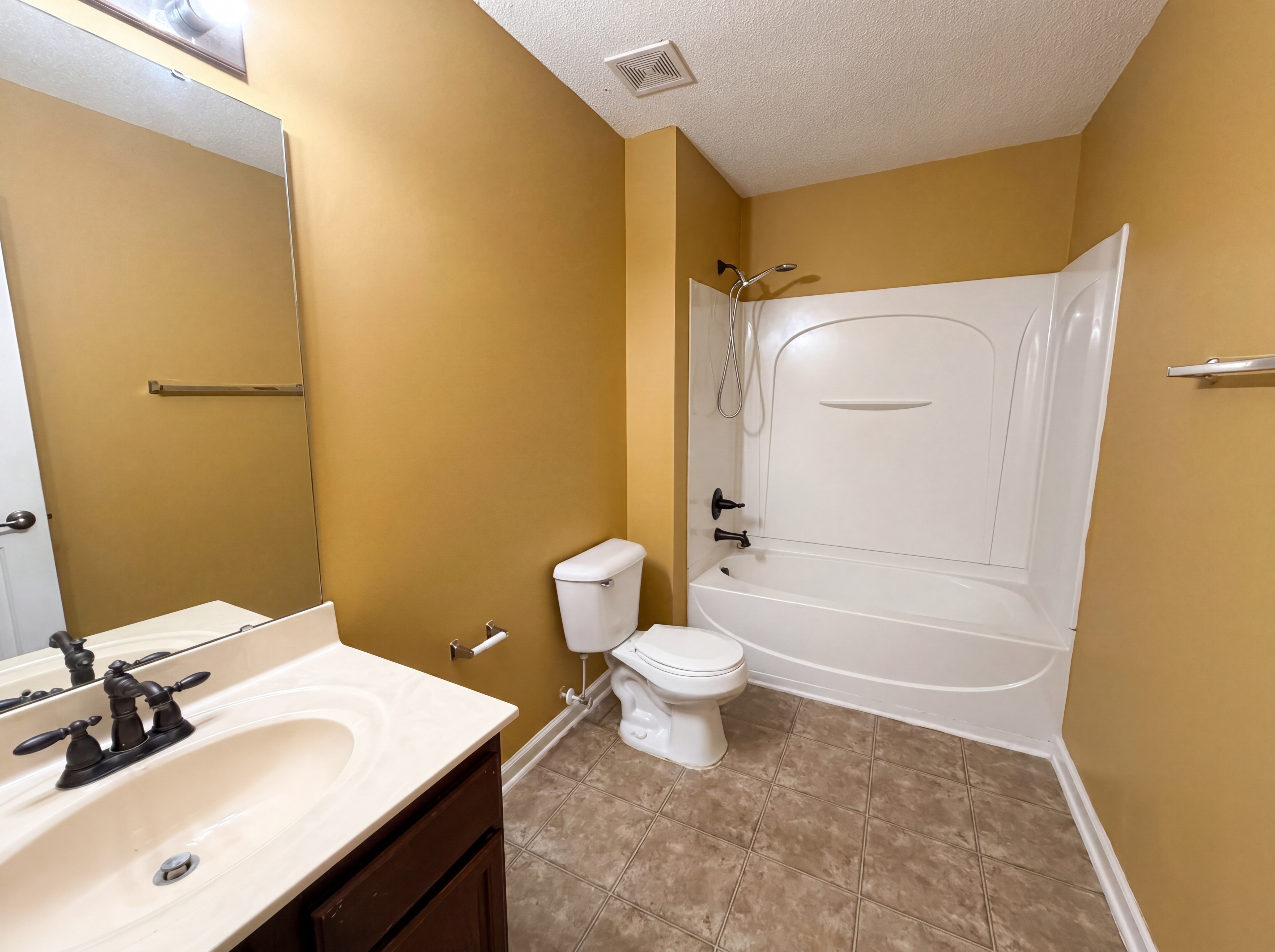 Photo 15 of 18 of 506 Hillview Dr, Durham, NC