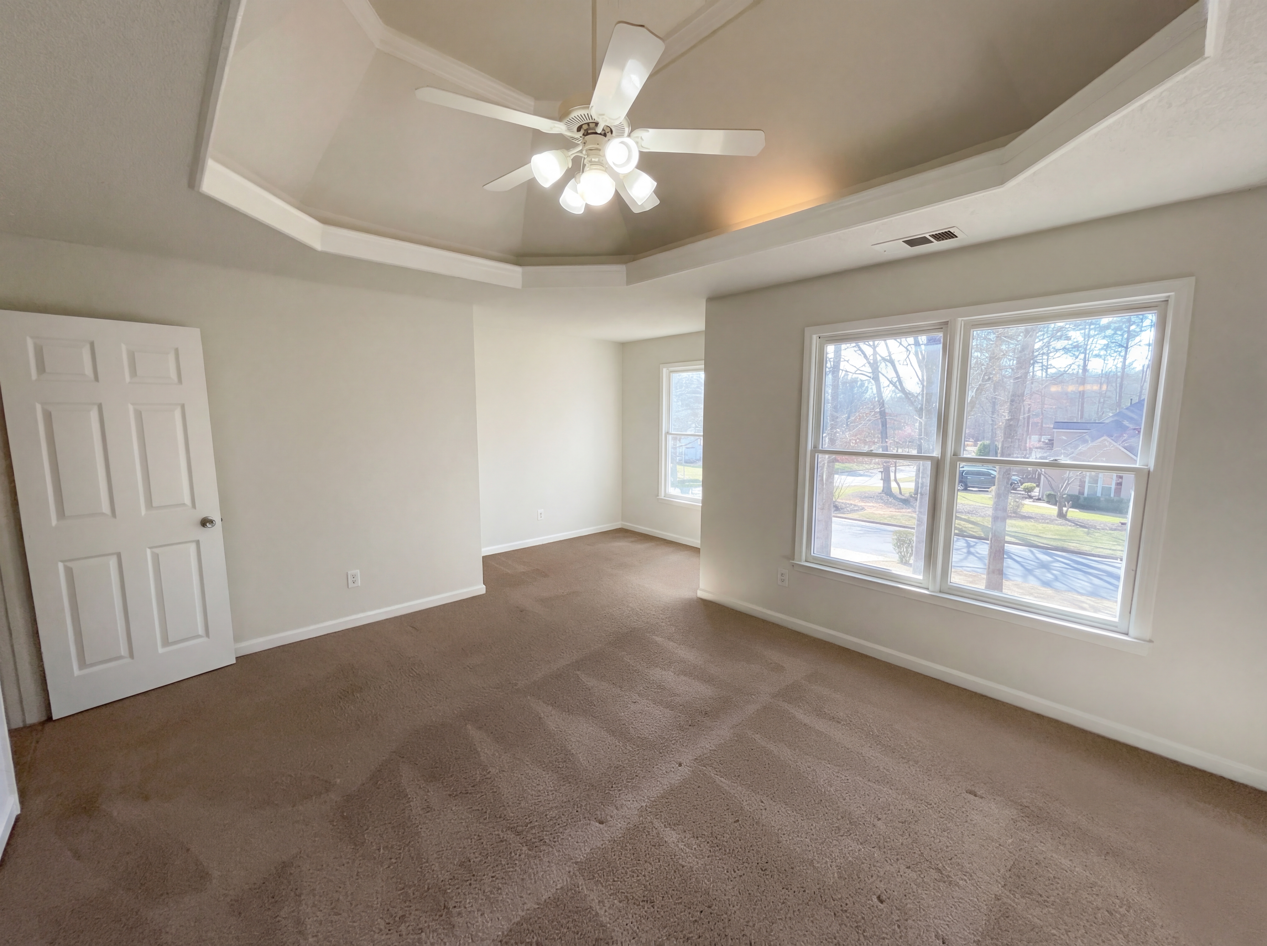 Photo 21 of 28 of 1012 Crown Corners Dr, McDonough, GA