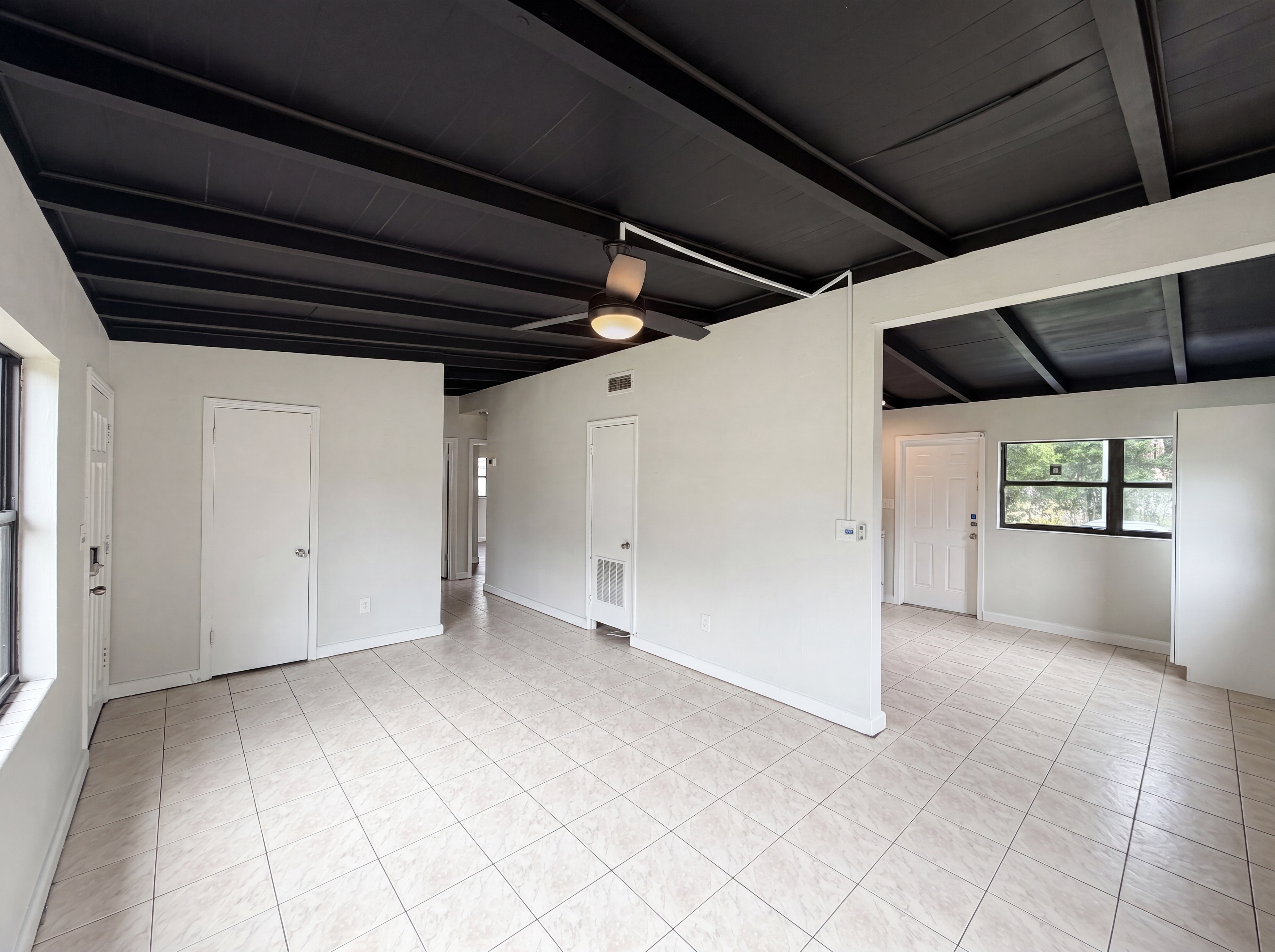 Photo 9 of 19 of 917 Golden Rule Ct N, Lakeland, FL