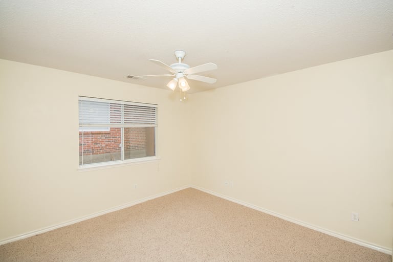Photo 19 of 24 - 1012 Ridgecrest Dr, McKinney, TX 75069