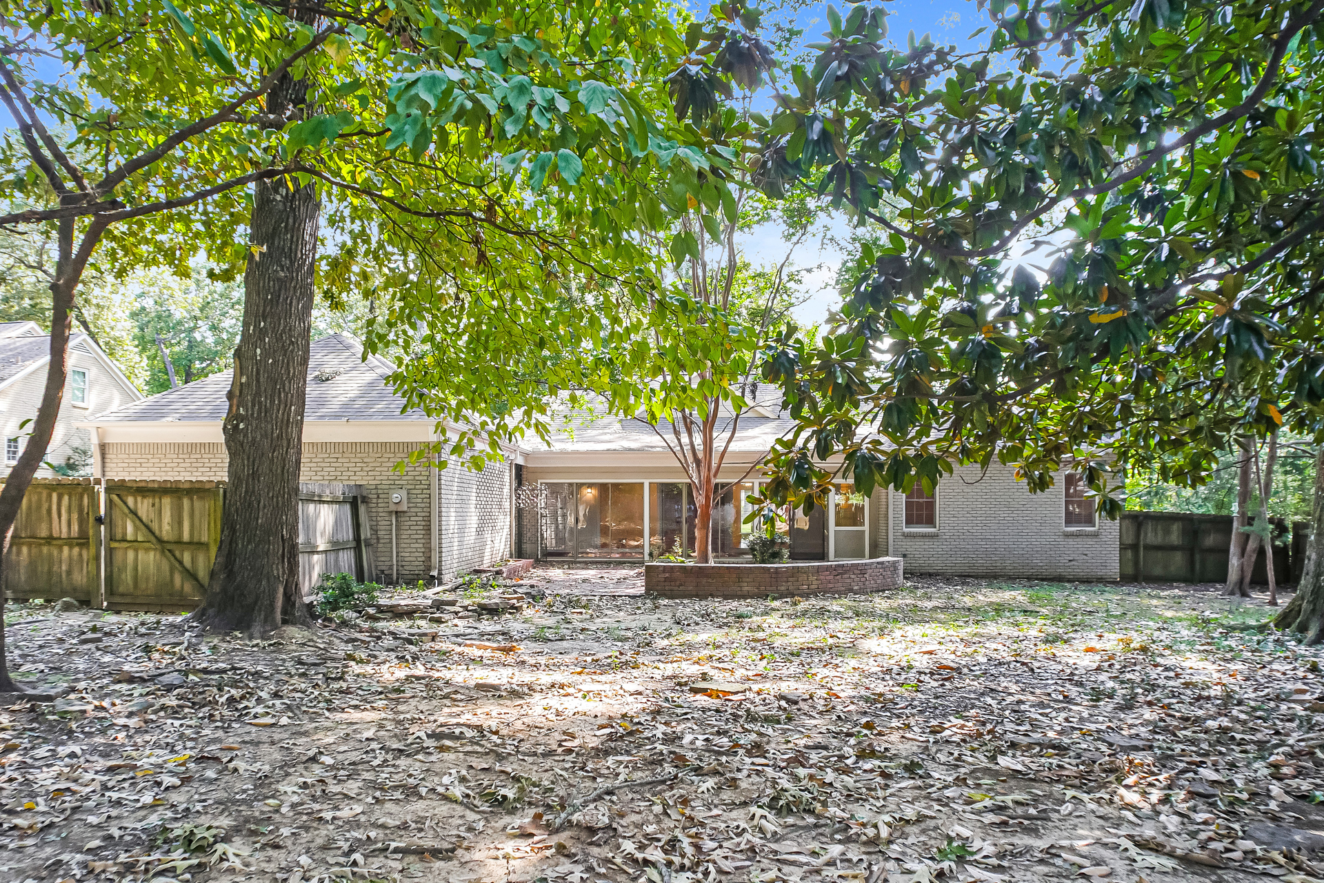 Photo 20 of 22 of 2415 Kirby Rd, Memphis, TN