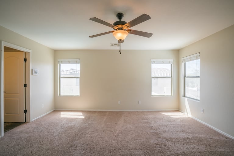 Photo 14 of 31 - 18563 W Fairway Dr, Surprise, AZ 85374