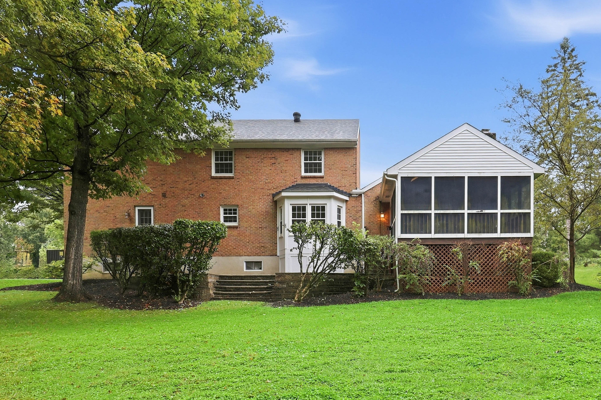Photo 18 of 22 of 7043 Stonington Rd, Cincinnati, OH