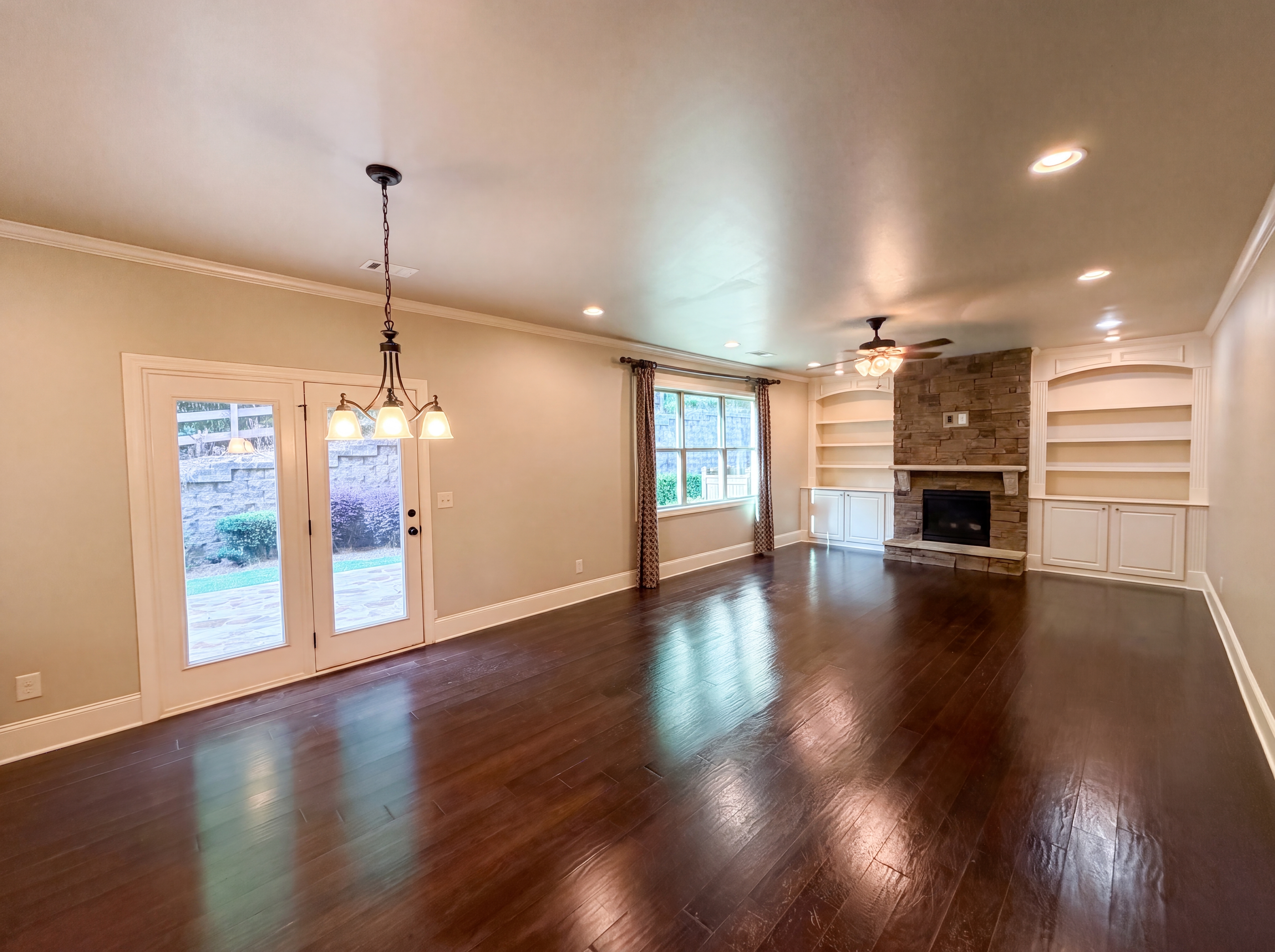 Photo 12 of 63 of 8785 Ellesmere Dr, Cumming, GA