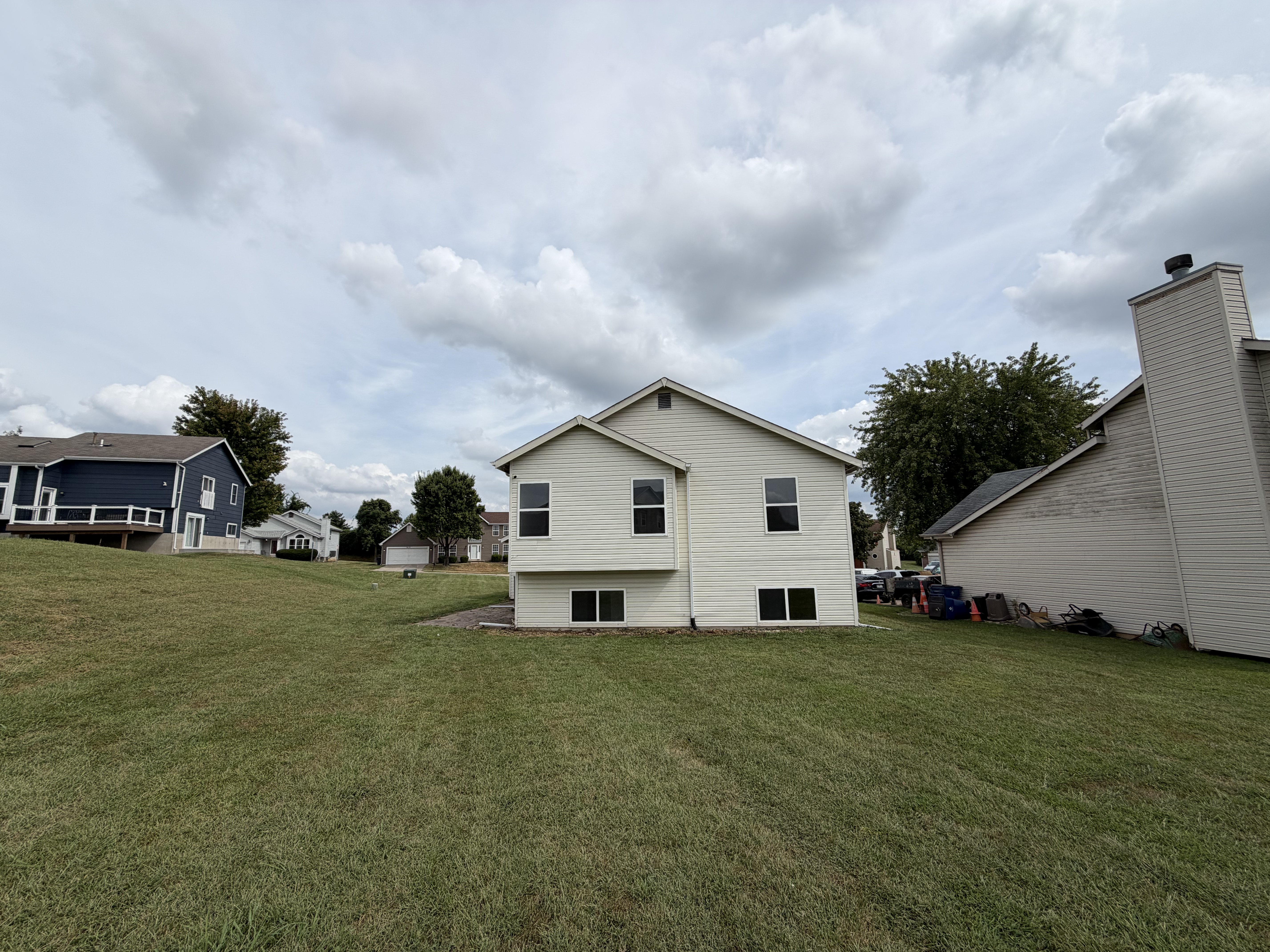 Photo 5 of 22 of 14417 Cape Charles Ct, Florissant, MO