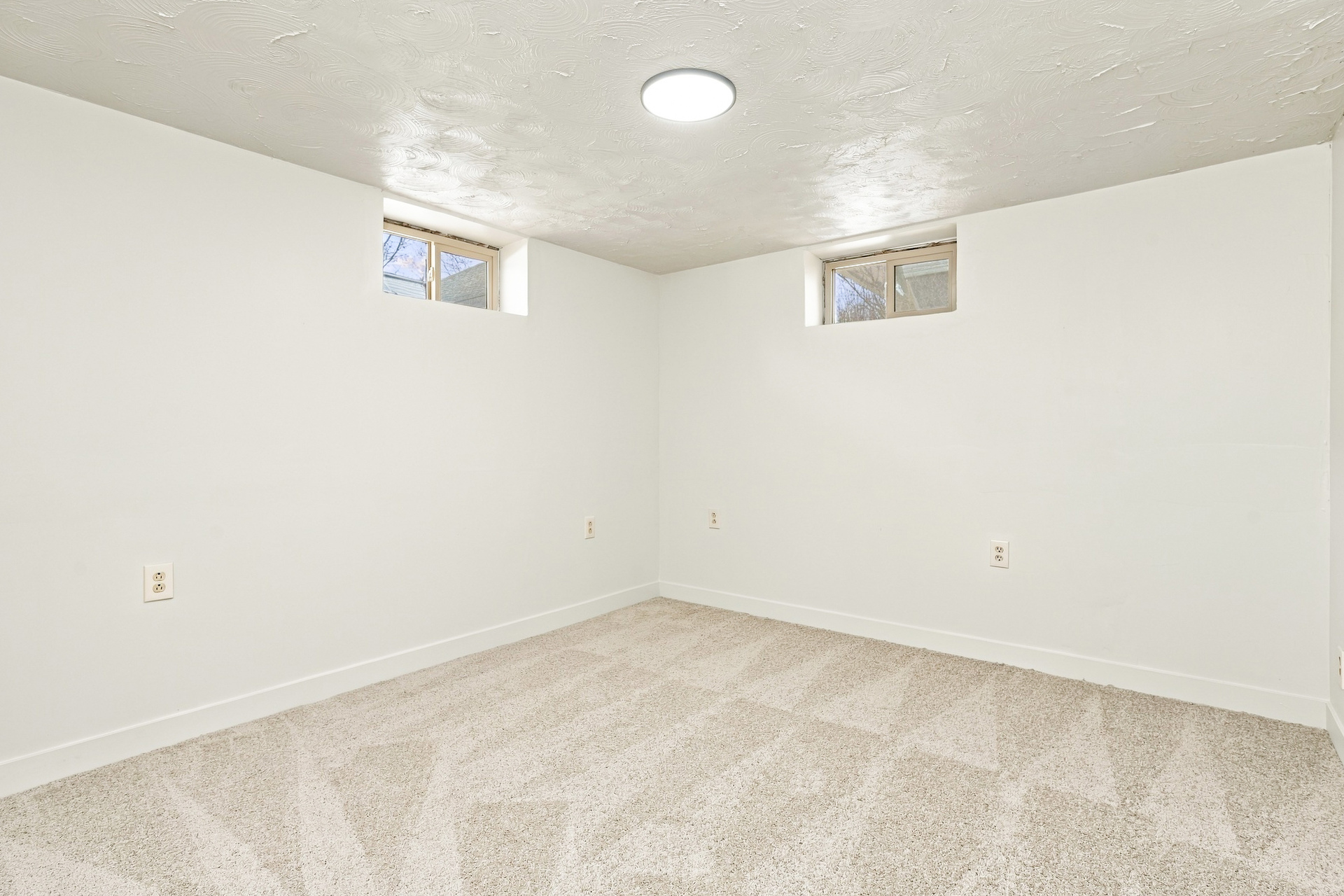 Photo 11 of 22 of 1469 6th St, Ogden, UT