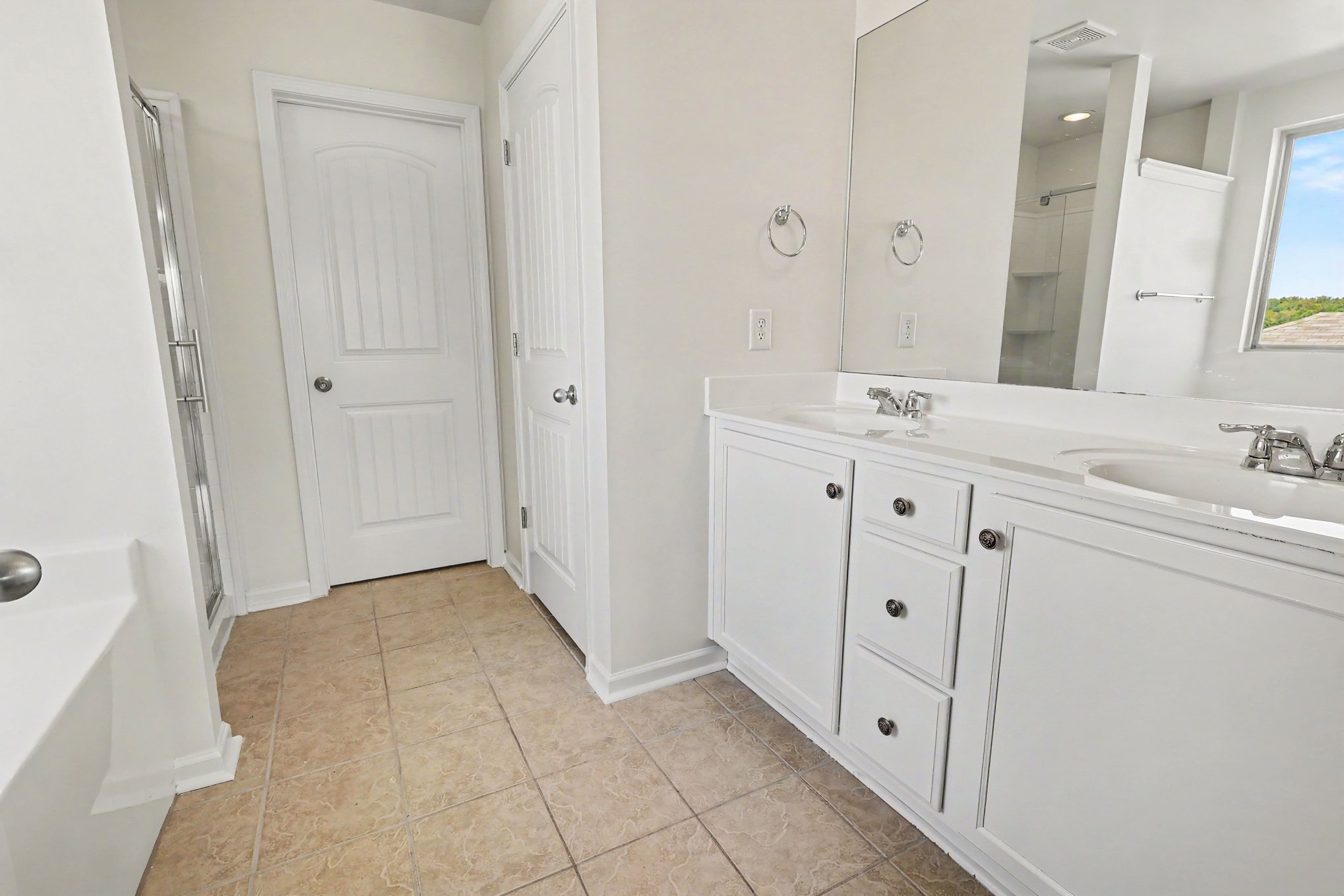 Photo 12 of 19 of 162 Ashby St, Calera, AL