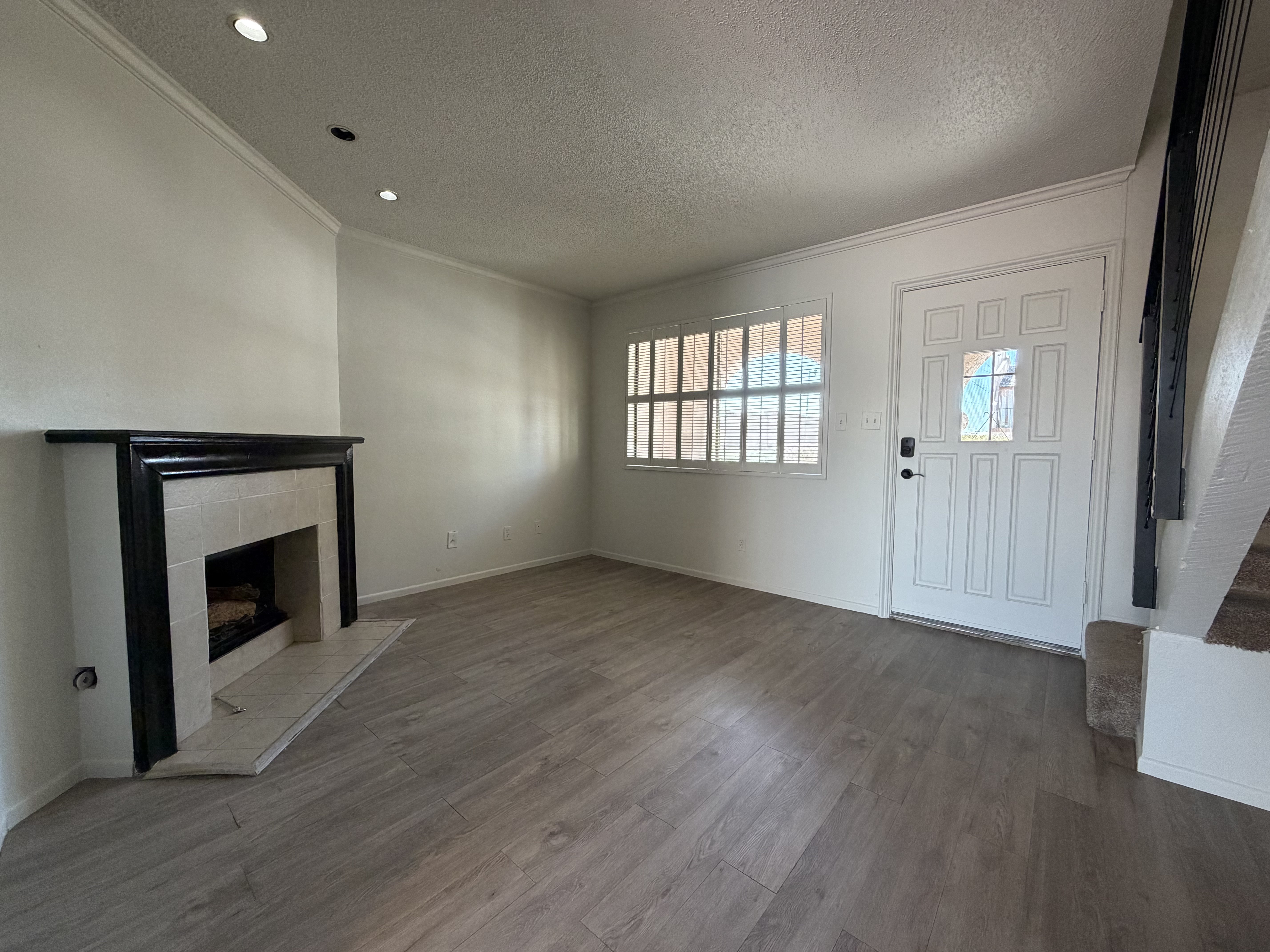 Photo 3 of 17 of 5240 Janfred Ct, Las Vegas, NV