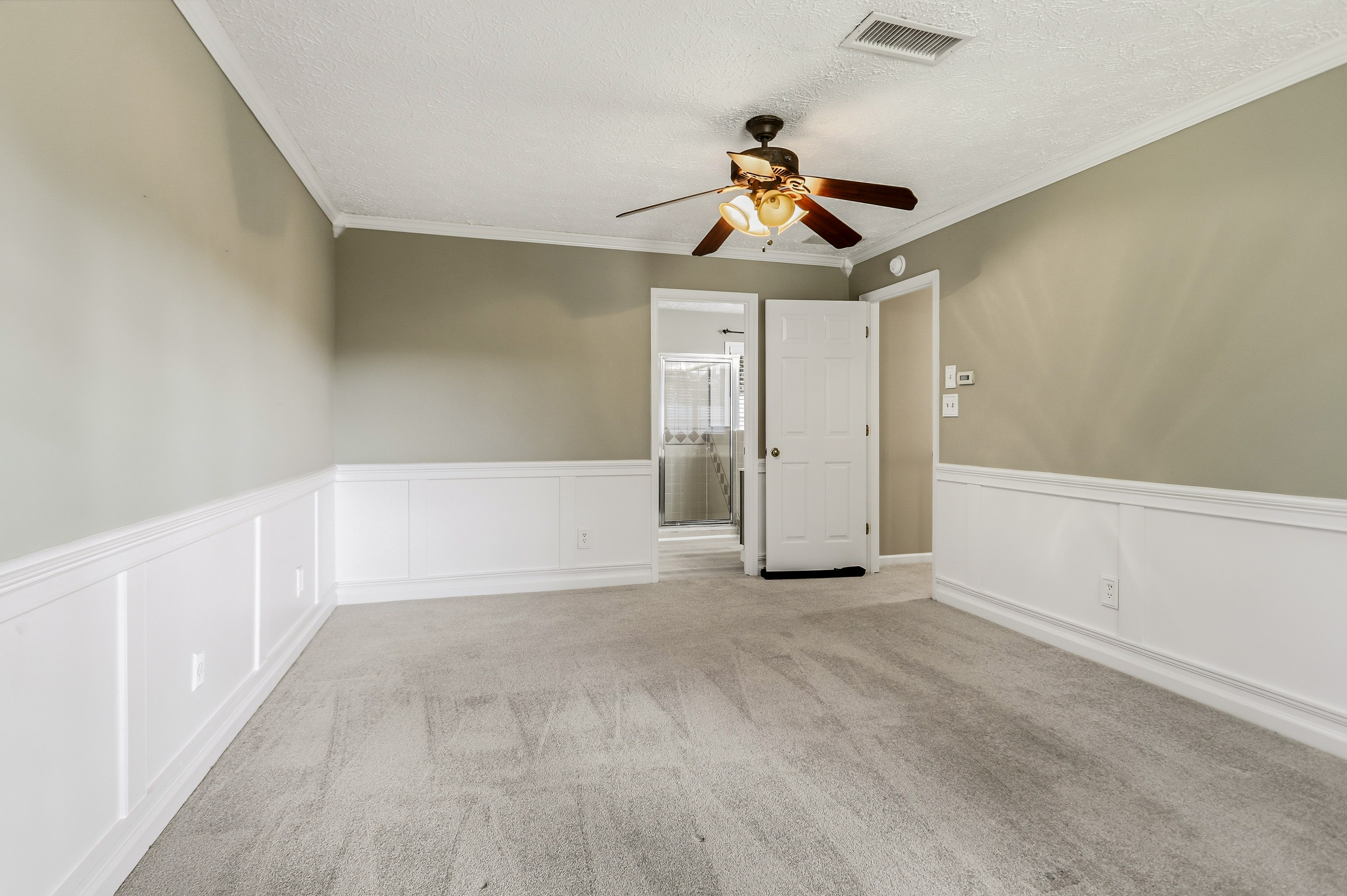 Photo 28 of 56 of 2696 S Arbor Dr, Marietta, GA