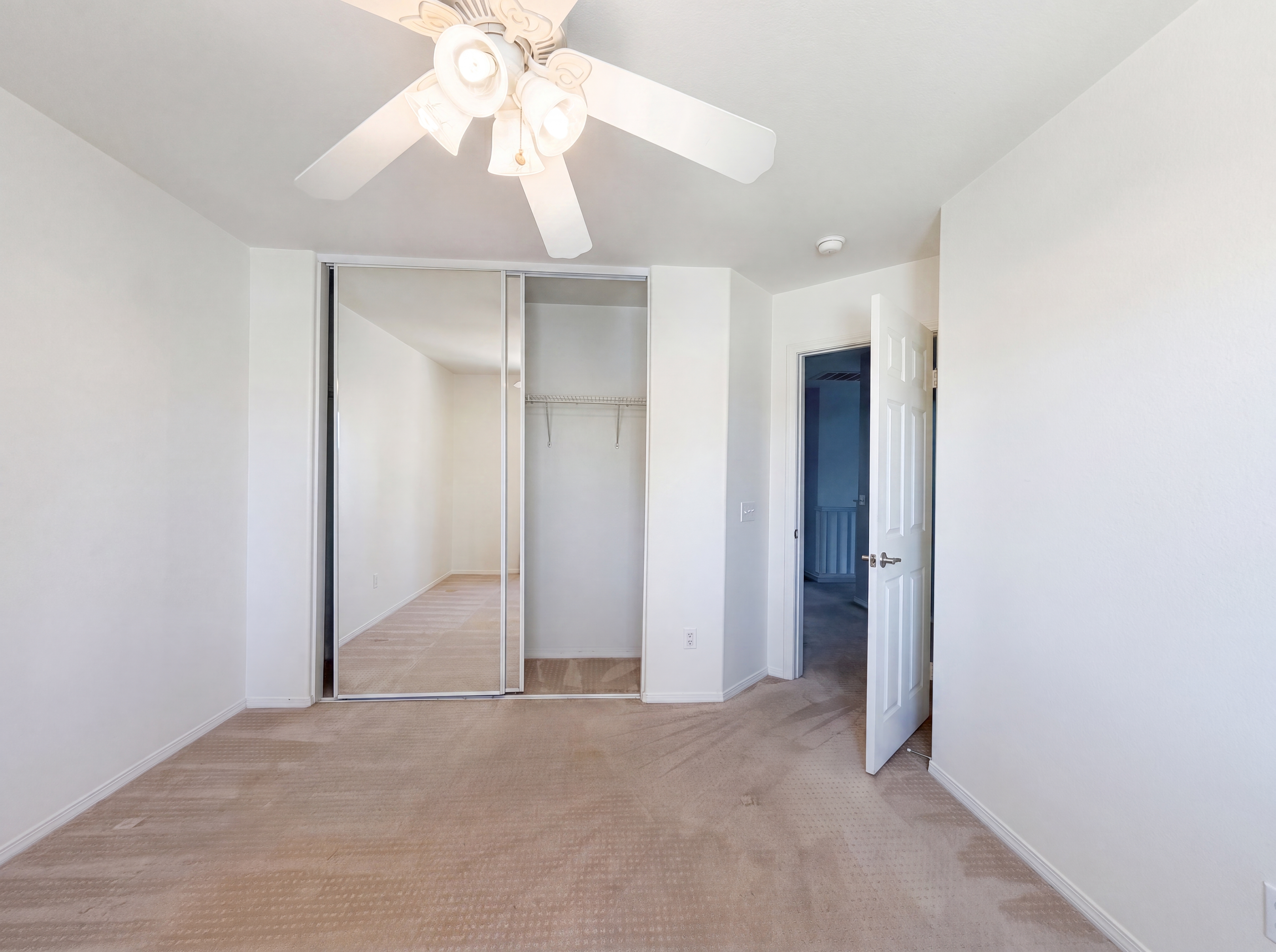 Photo 14 of 24 of 29206 Rio Lobo Way, Valencia, CA