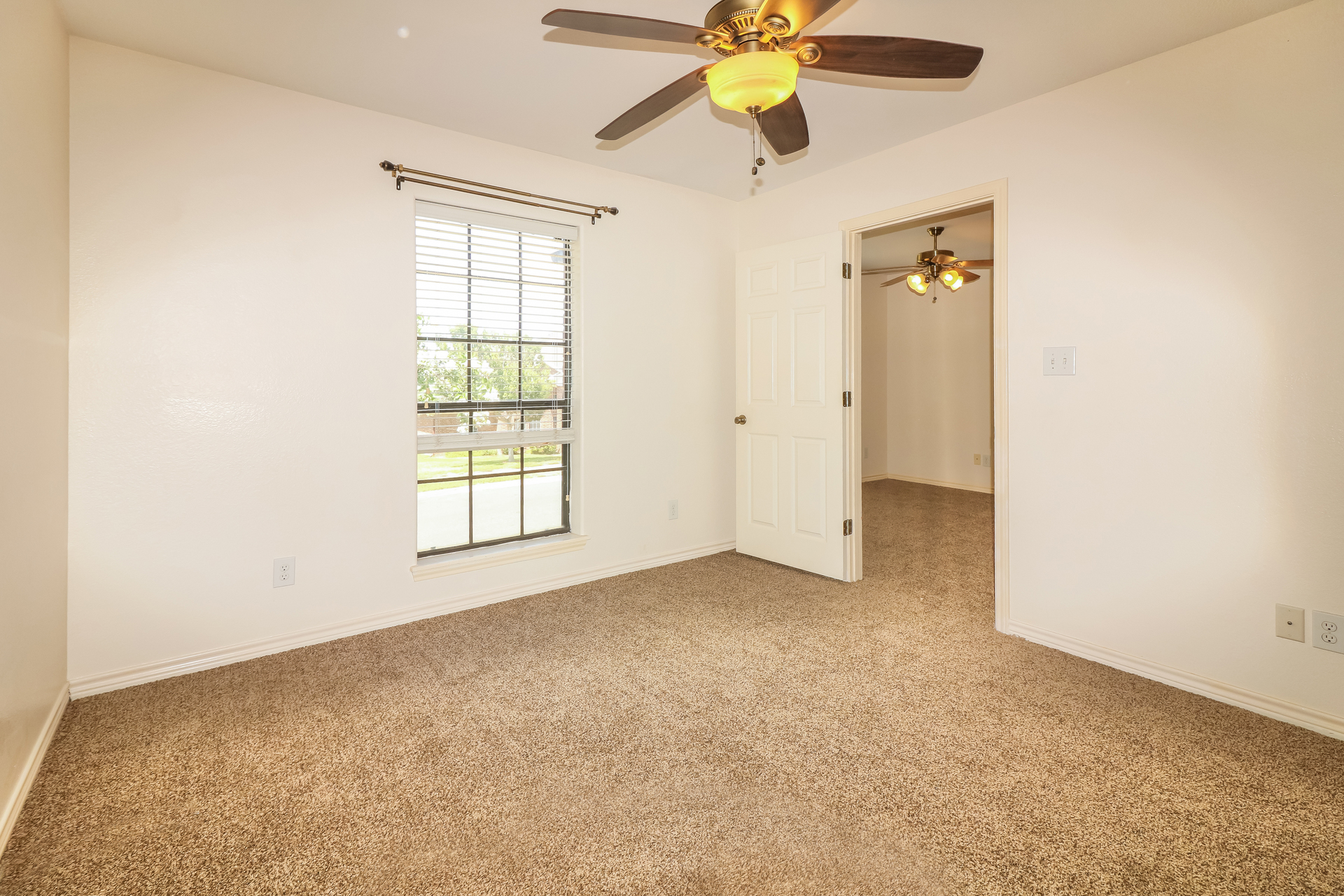 Photo 33 of 45 of 14925 Beal Dr, Corpus Christi, TX