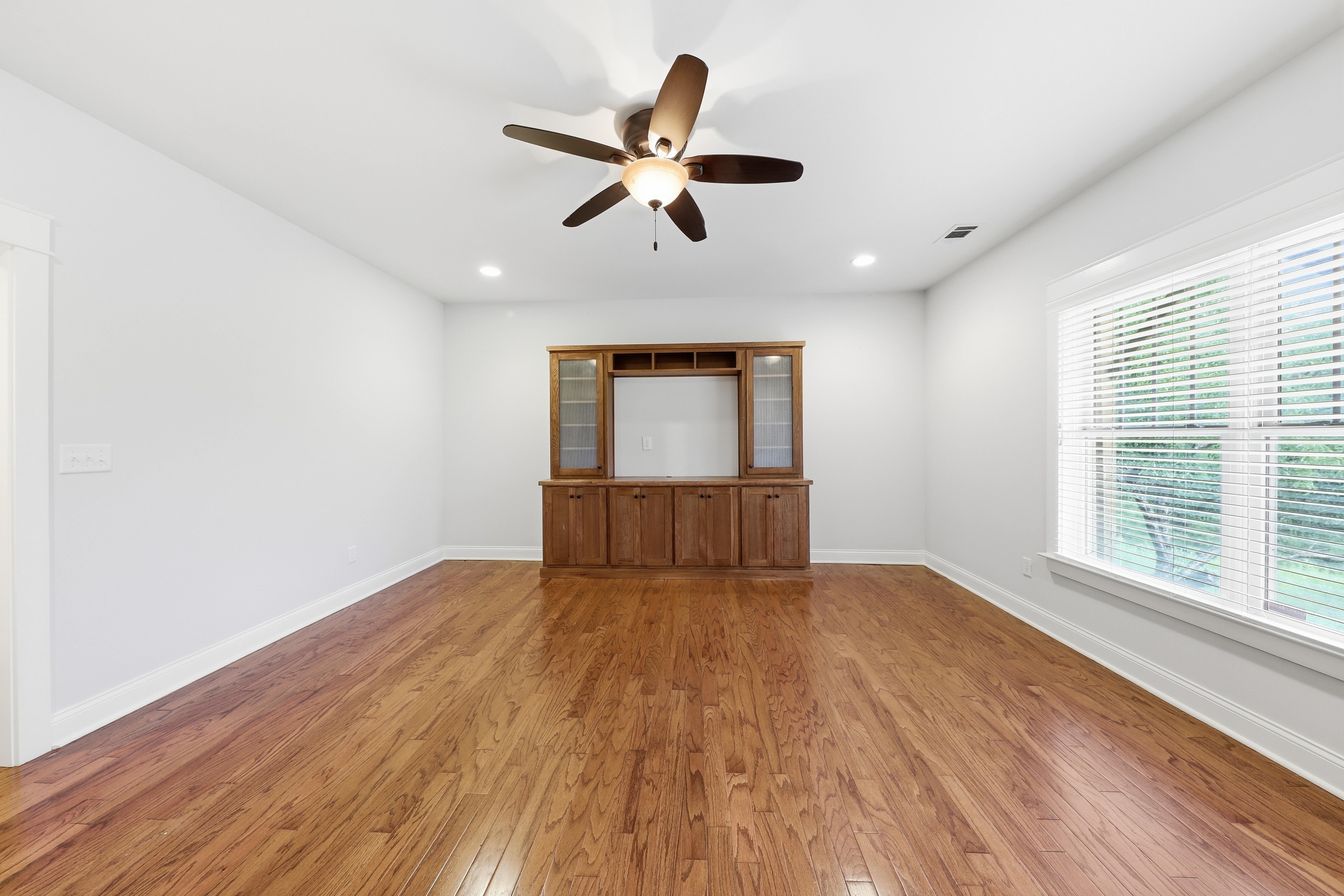 Photo 41 of 90 of 7226 Tyree Rd, Winston, GA