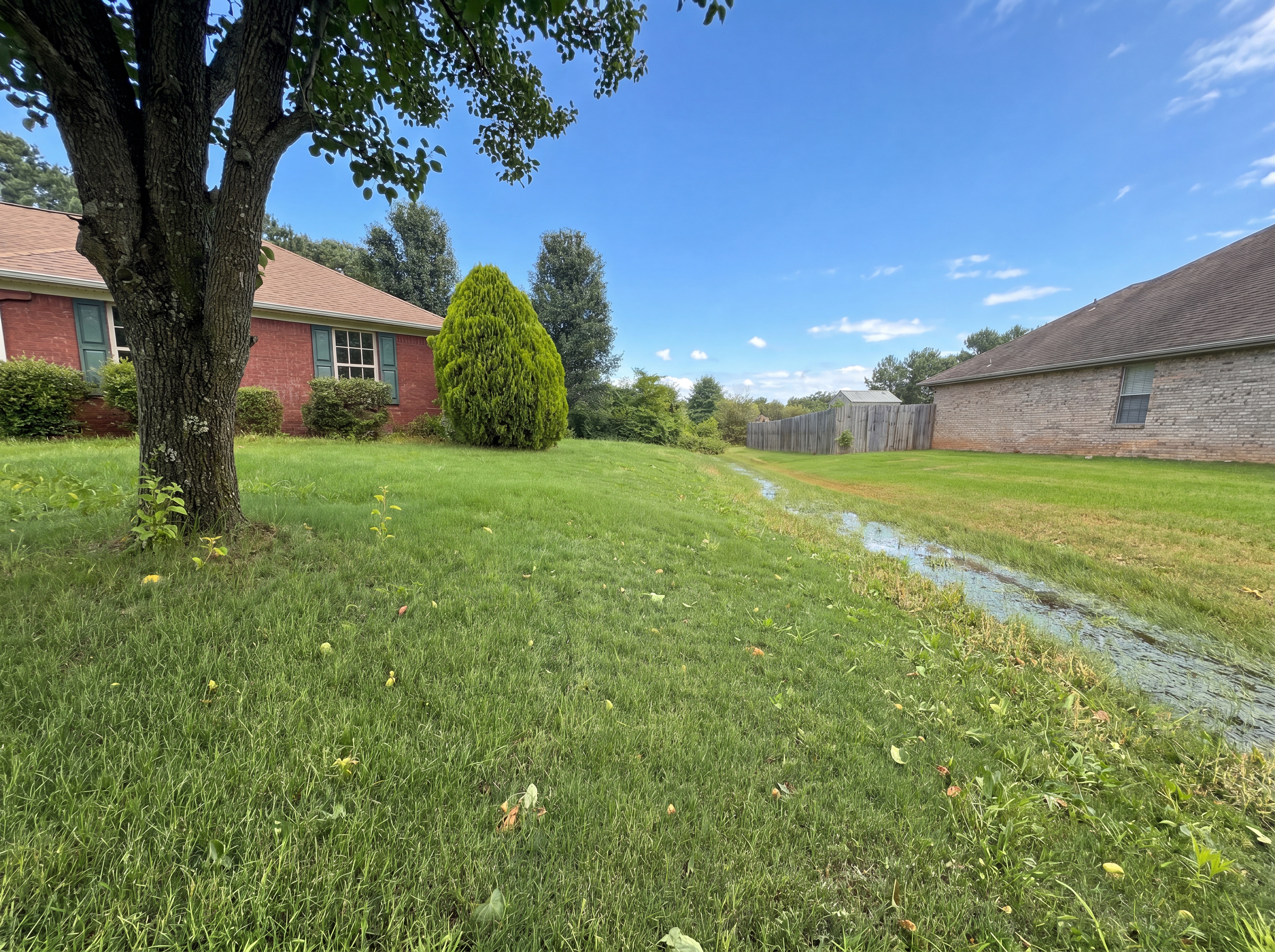 Photo 18 of 19 of 223 Williston Dr, Huntsville, AL