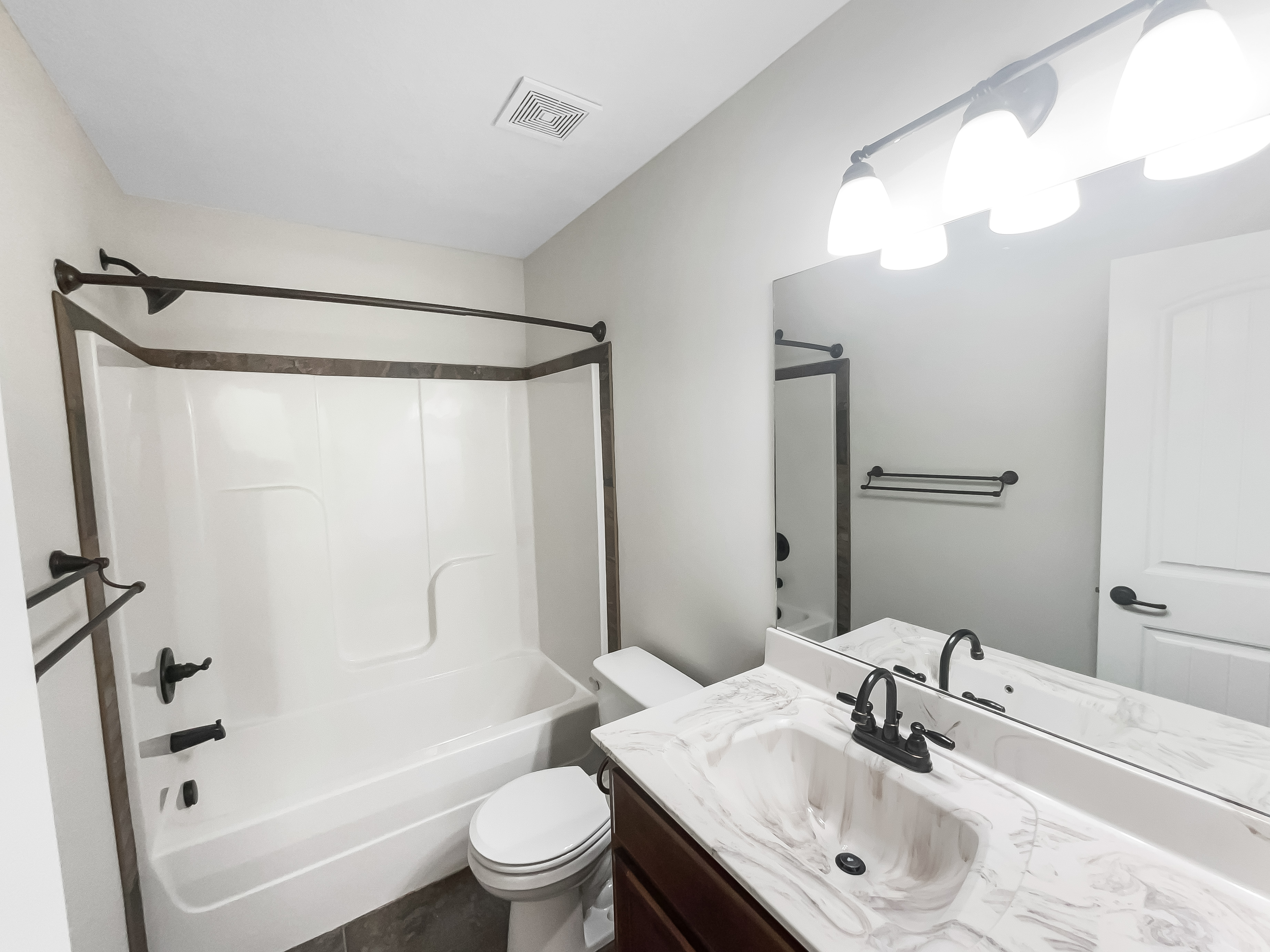 Photo 15 of 22 of 169 Kingstons Cv, Clarksville, TN