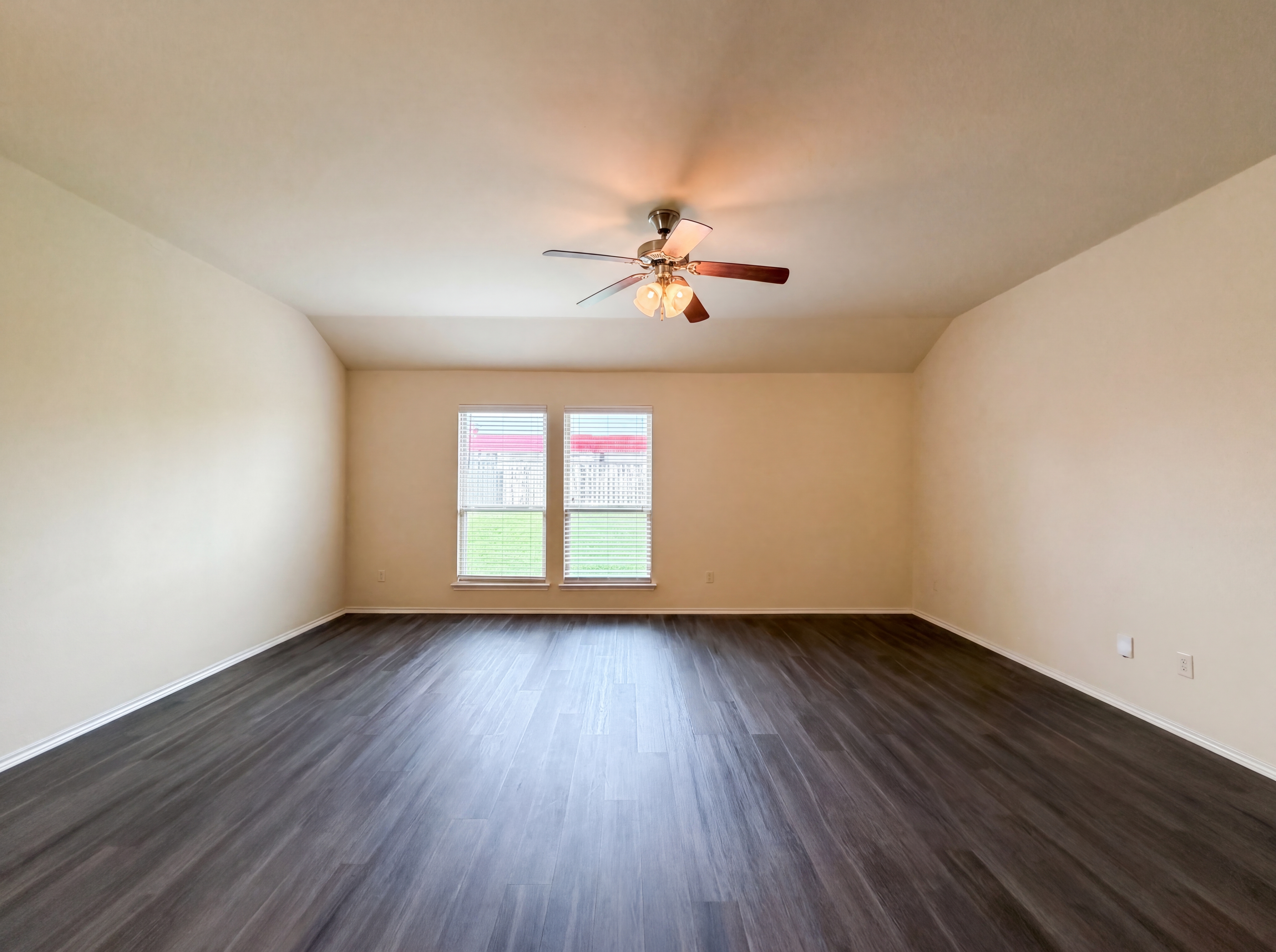 Photo 3 of 16 of 716 Westgate Ct, Anna, TX