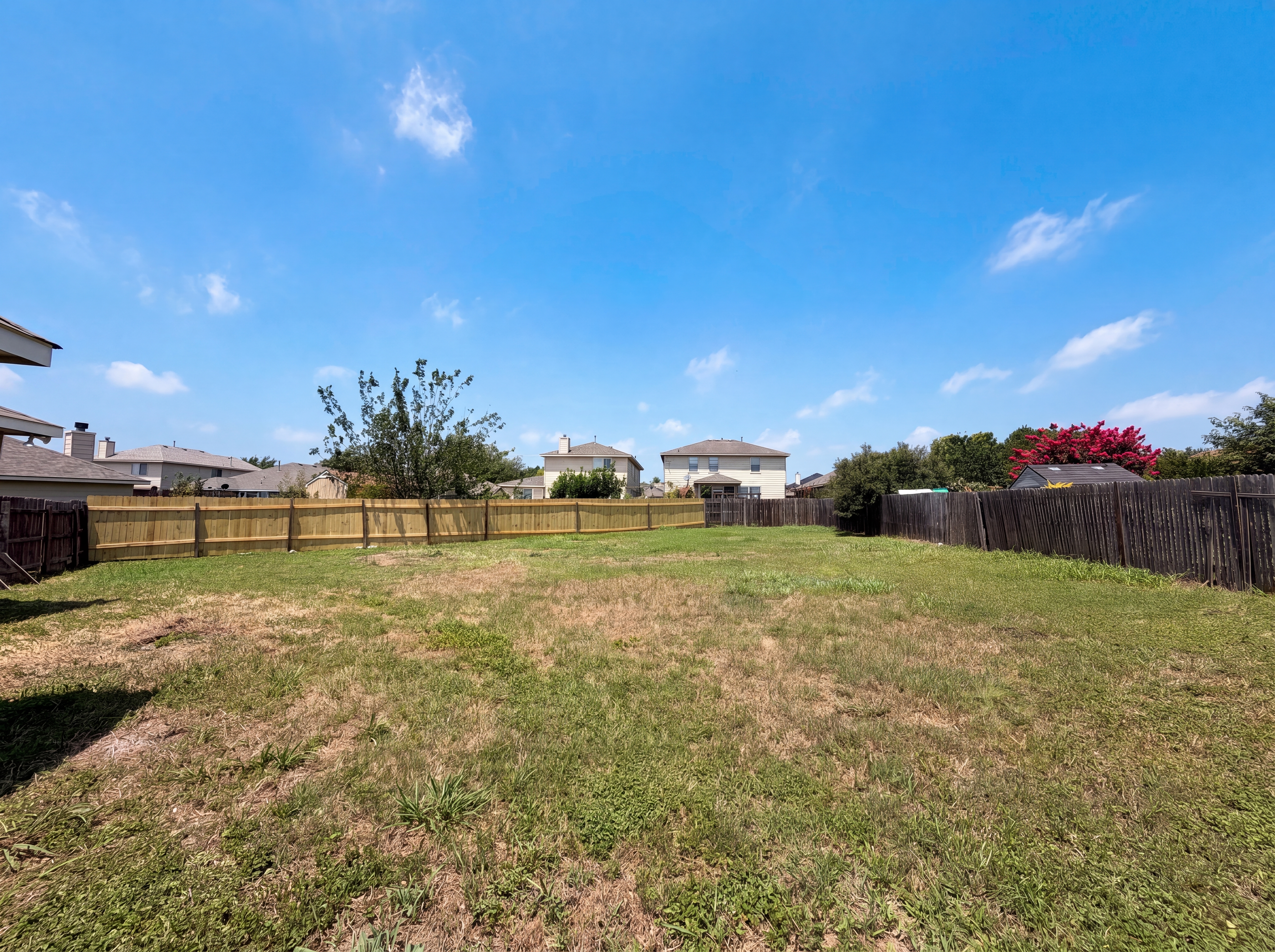 Photo 15 of 16 of 12816 Wooly Bucket Cv, Elgin, TX