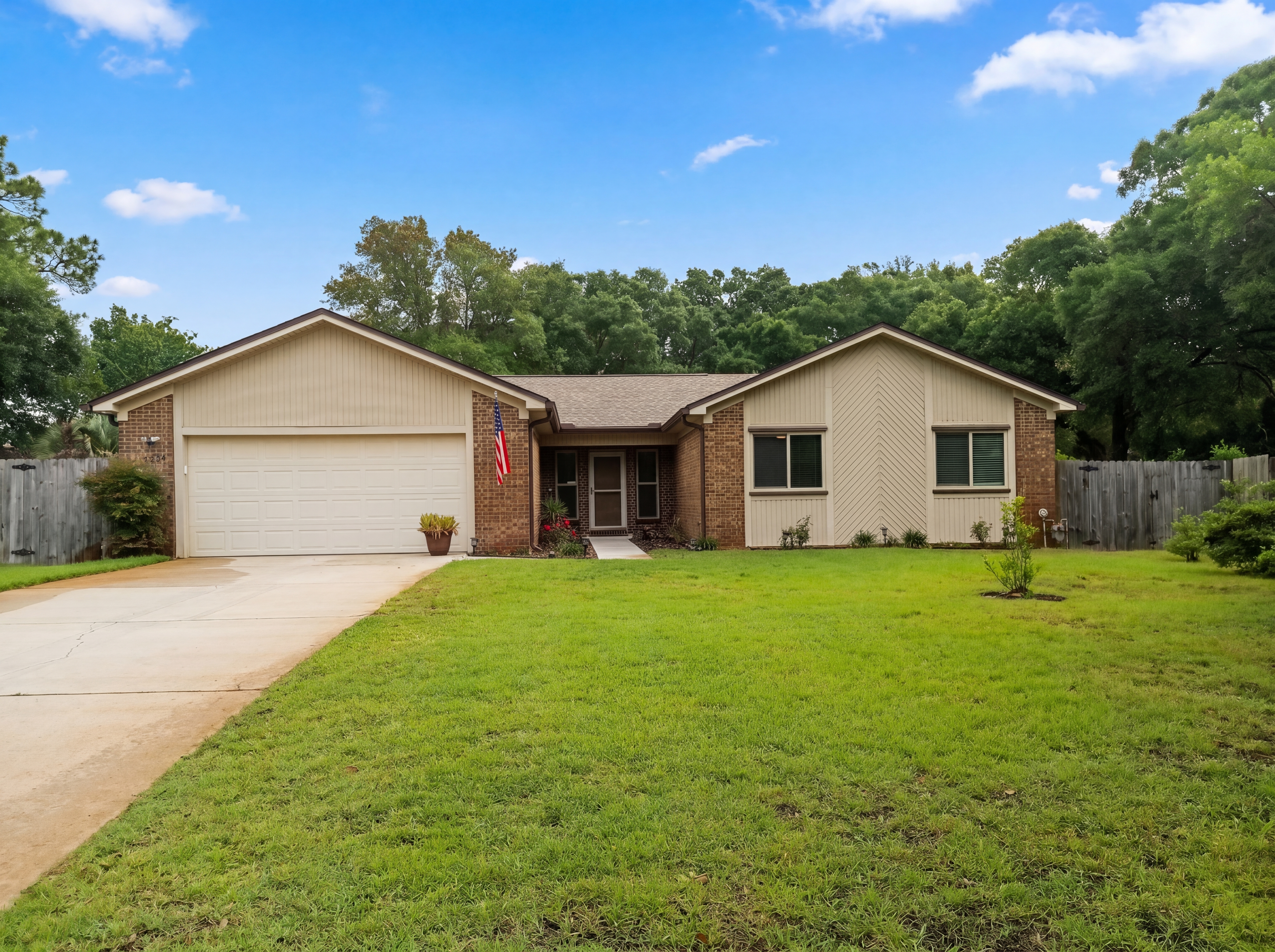 Photo 19 of 22 of 7889 Bay Meadows Dr, Pensacola, FL