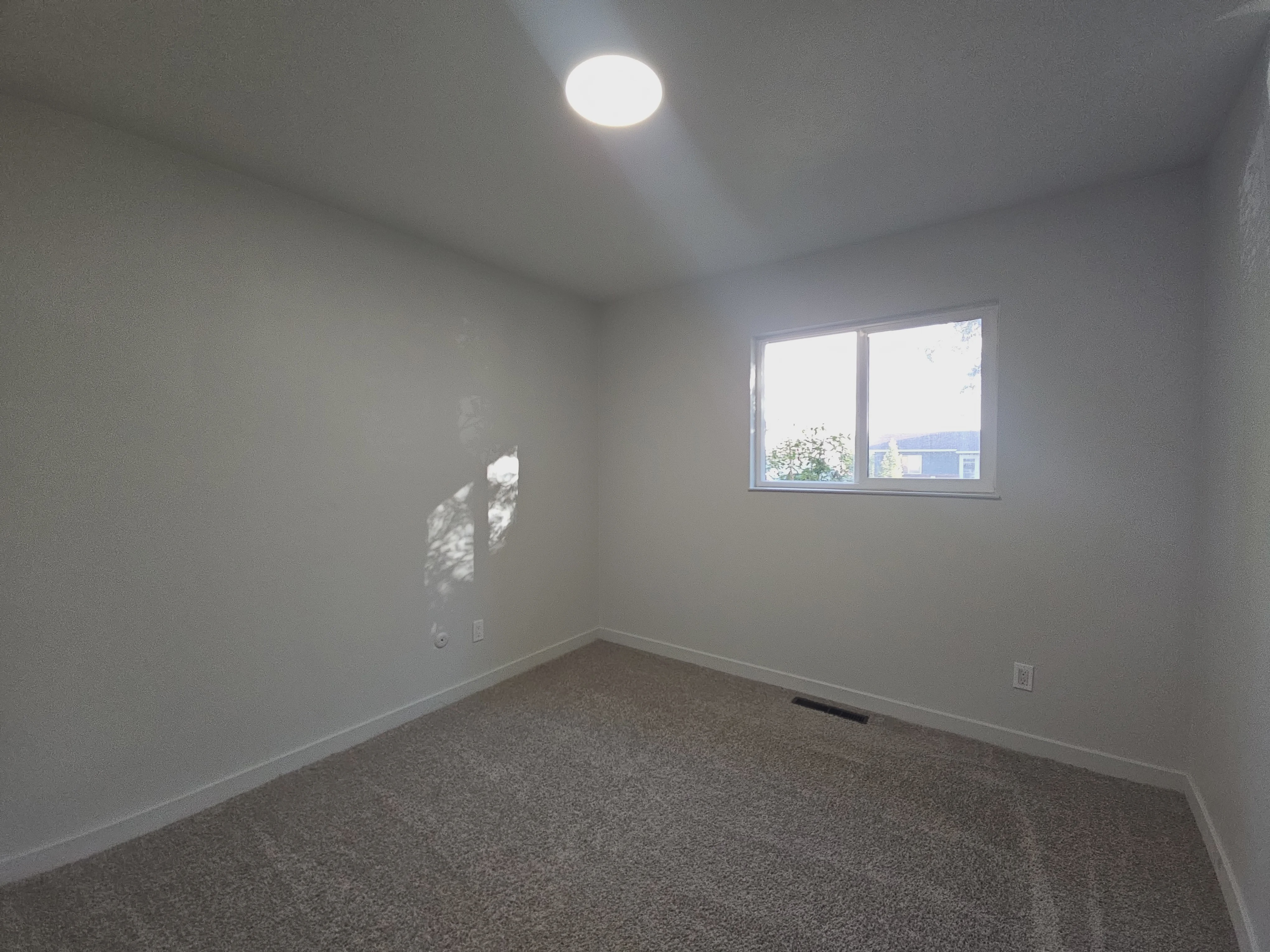 Photo 11 of 19 of 1136 Cambridge Ave, Colorado Springs, CO