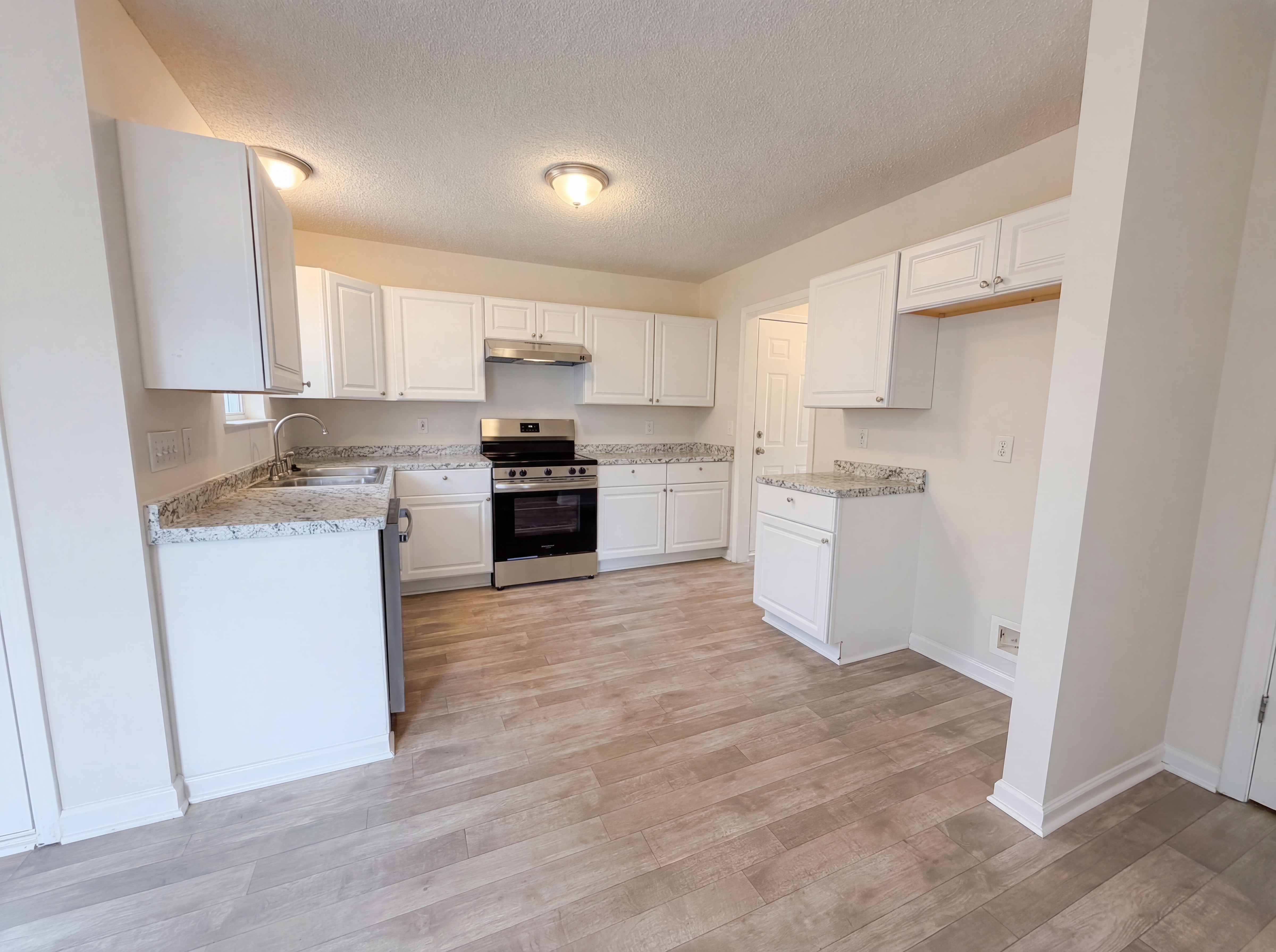 Photo 8 of 23 of 217 Branchview Dr, Columbia, SC