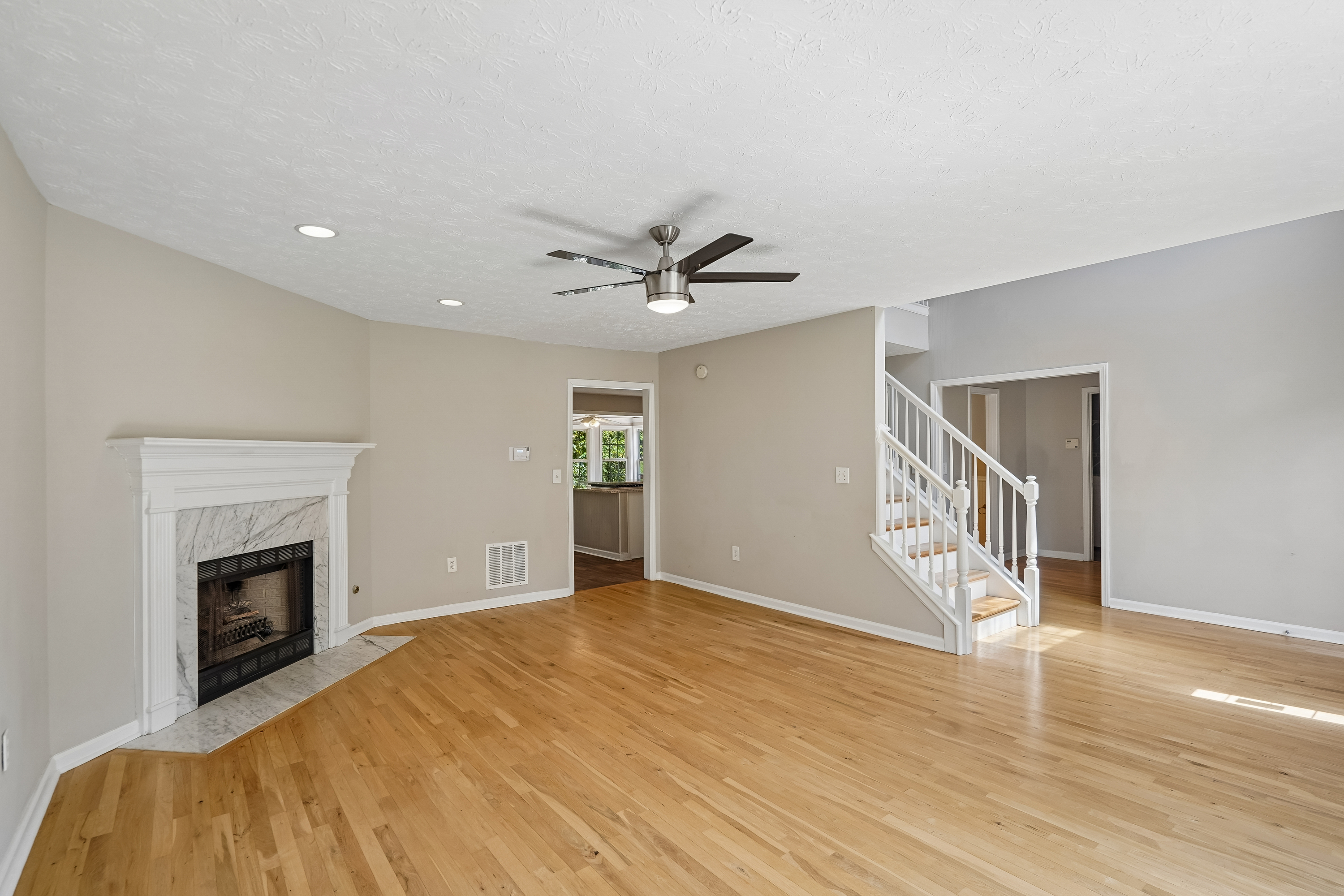 Photo 9 of 68 of 2859 Savannah Walk Ln, Suwanee, GA