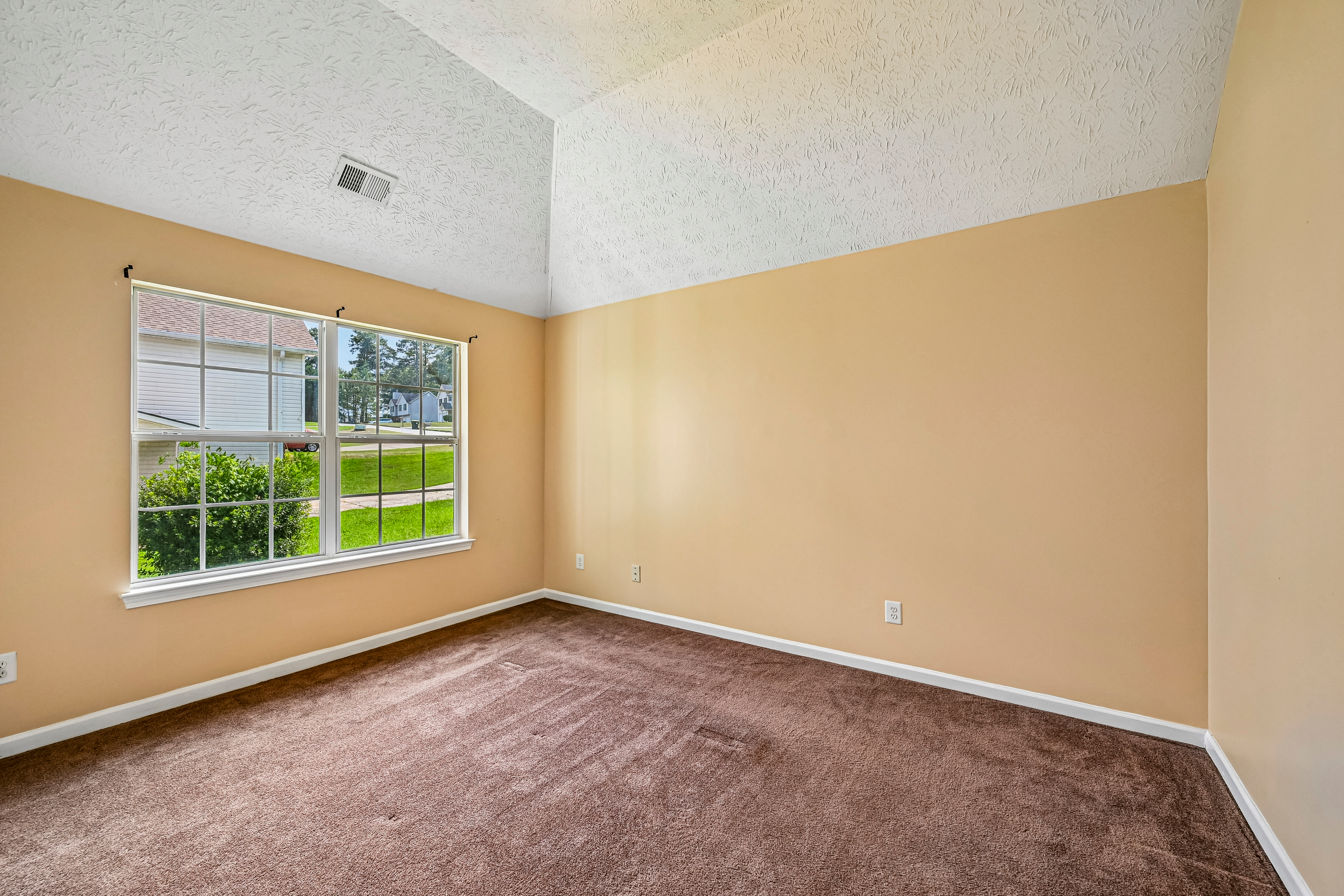 Photo 35 of 44 of 2083 Dylan Ct, Ellenwood, GA