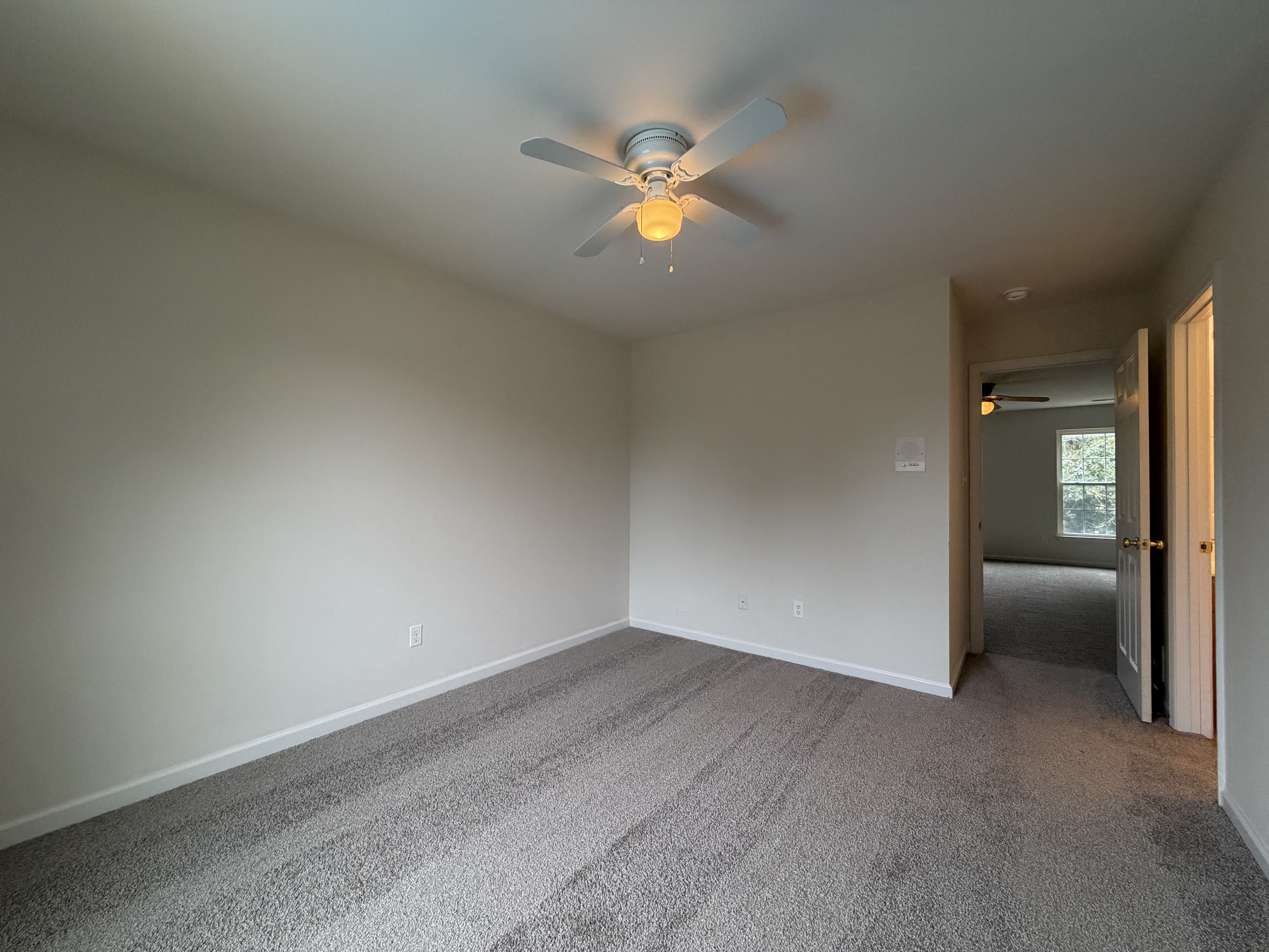Photo 6 of 24 of 10107 Manassas Dr, Festus, MO