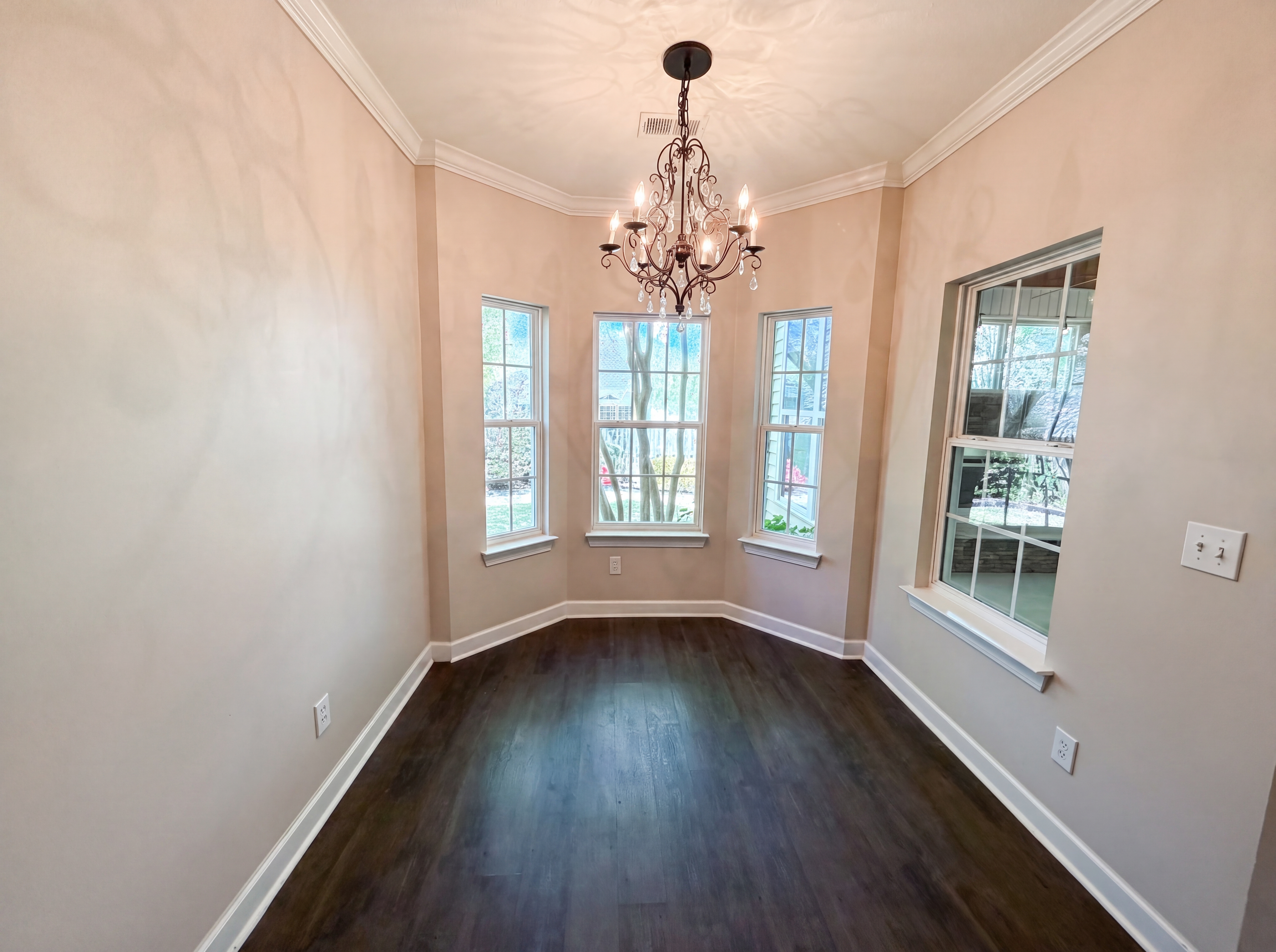 Photo 9 of 28 of 116 Stonemill Ct, Irmo, SC