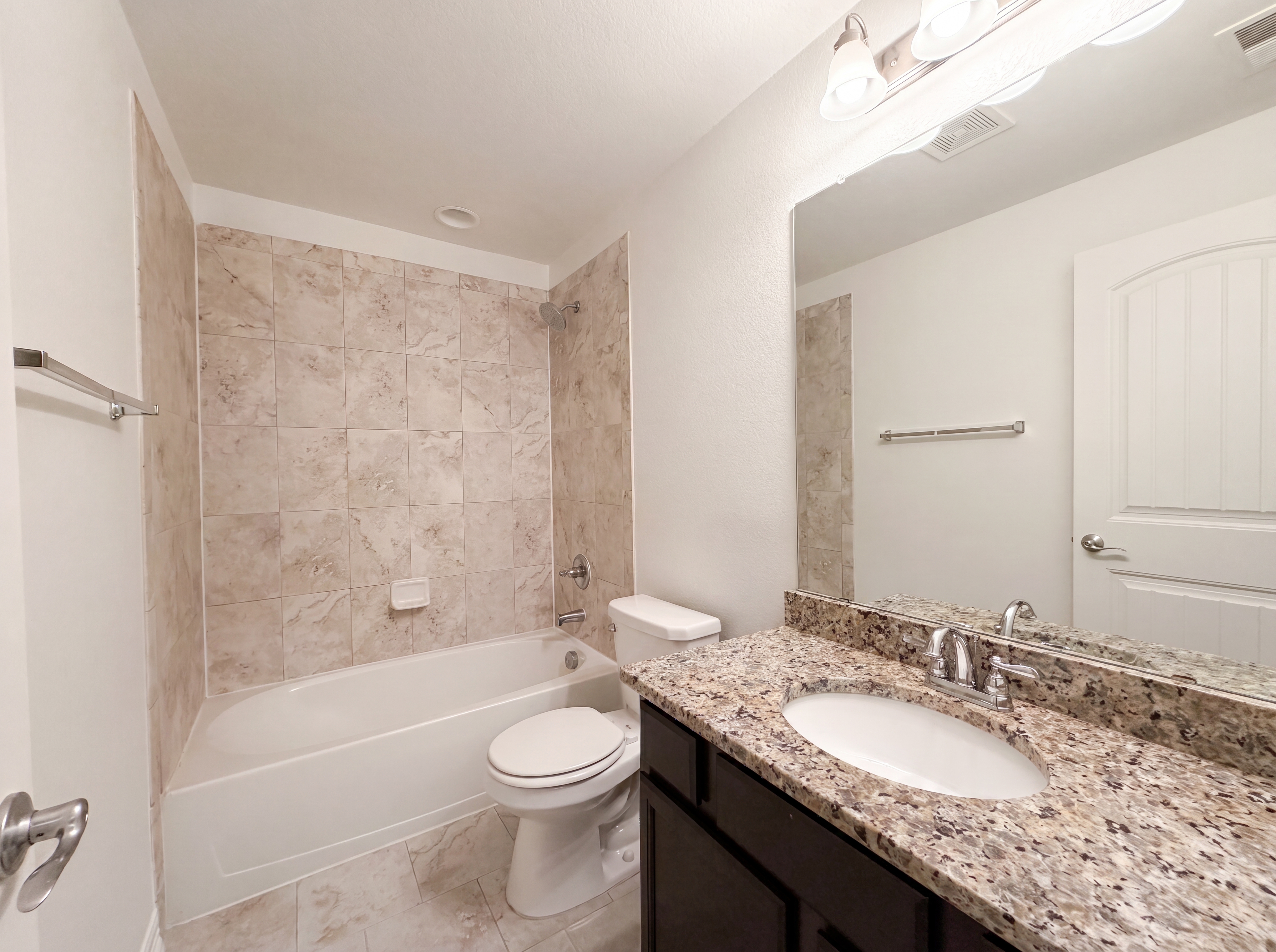 Photo 11 of 47 of 2403 Tabor St, Berthoud, CO