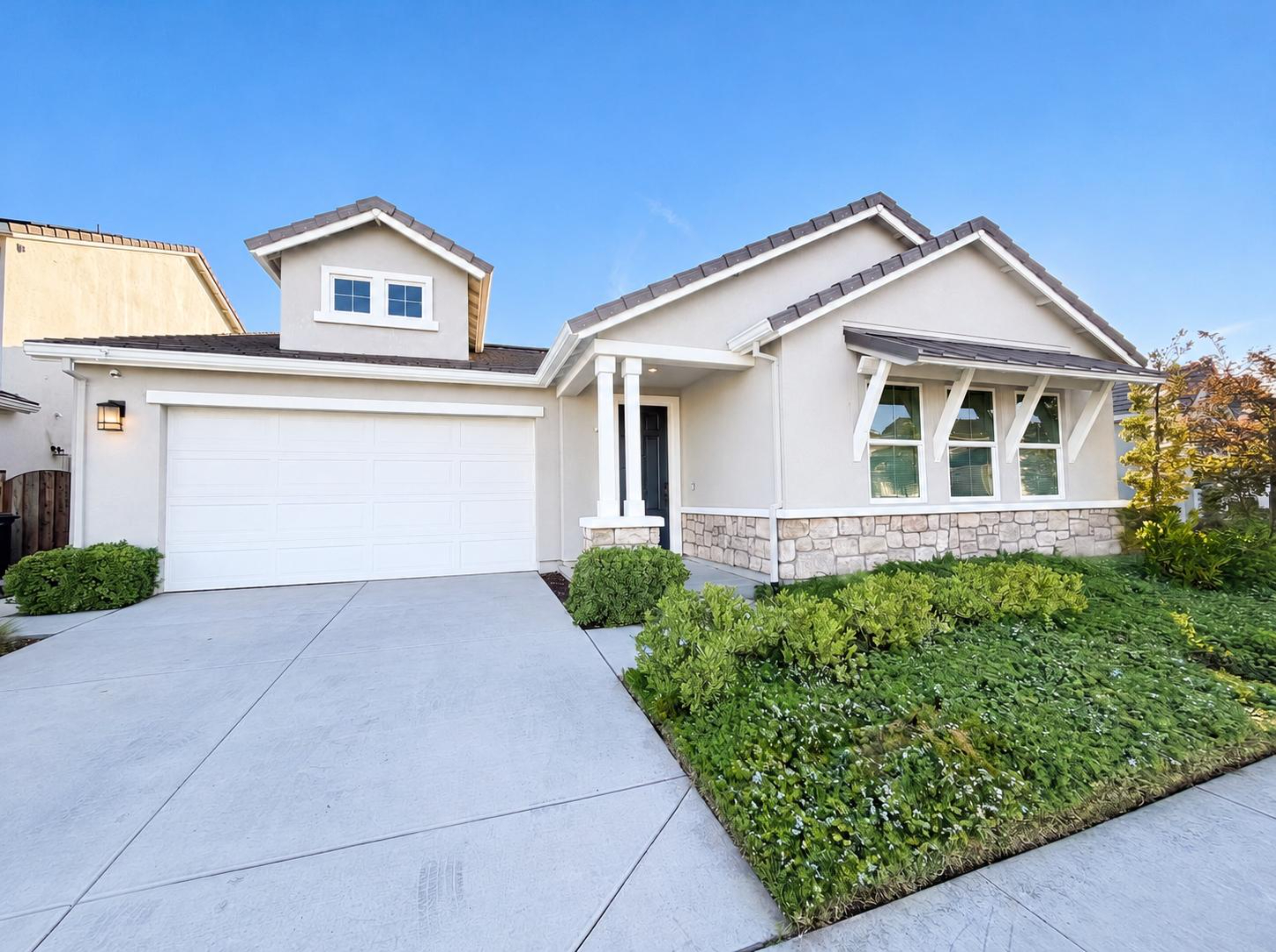 Photo 1 of 2743 Irish Meadow Way