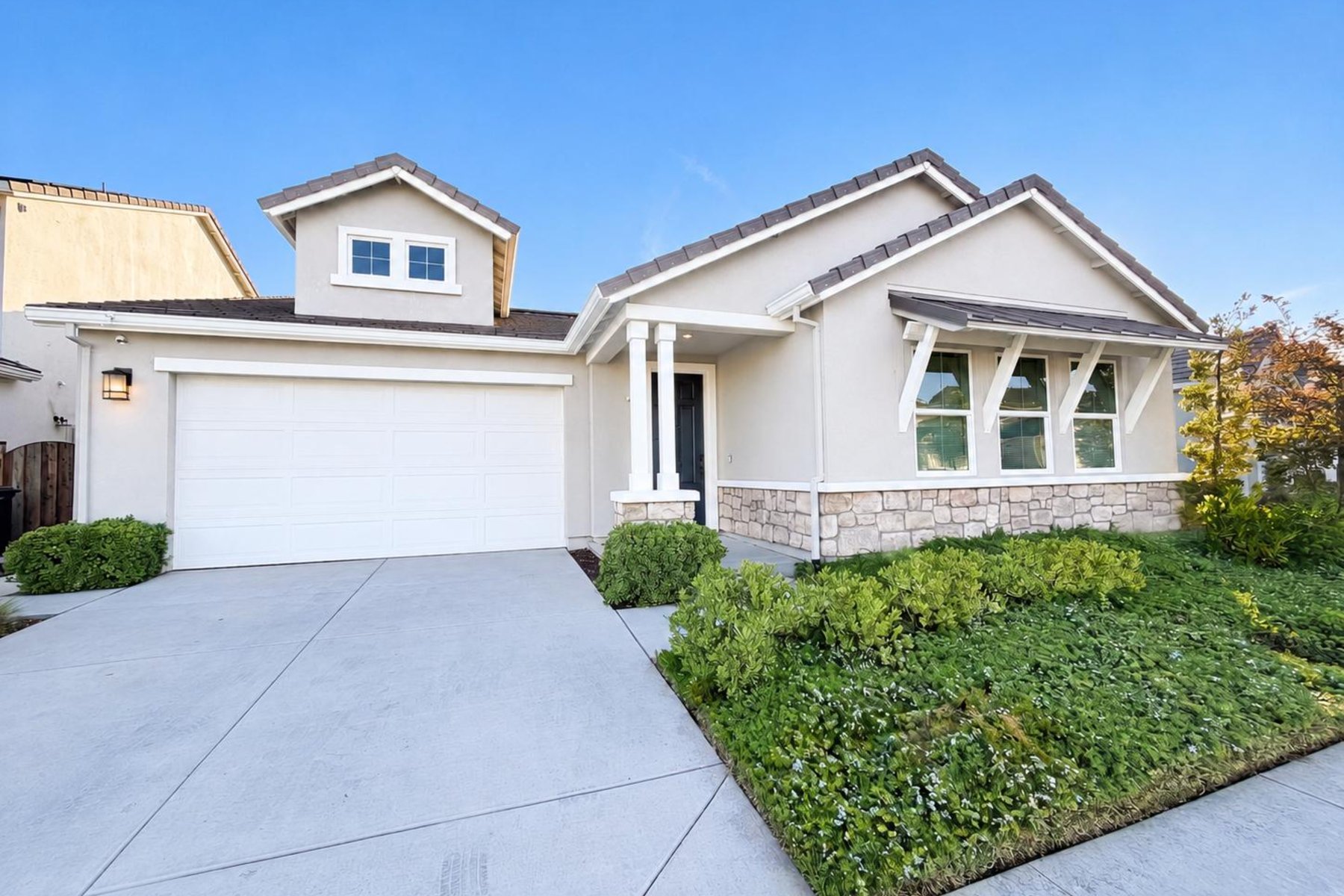 Photo 1 of 2743 Irish Meadow Way
