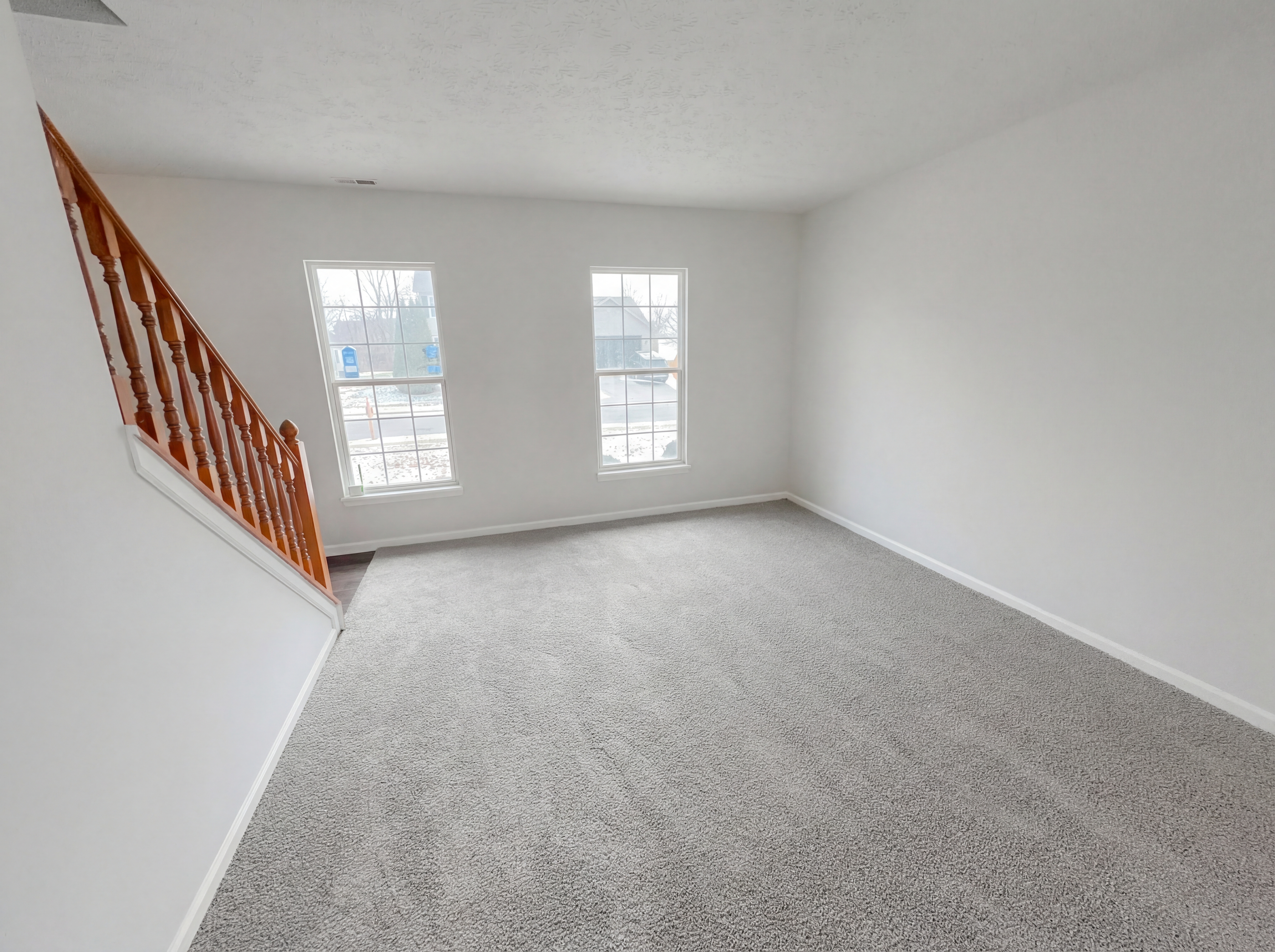 Photo 18 of 30 of 6454 Kentstone Dr, Indianapolis, IN