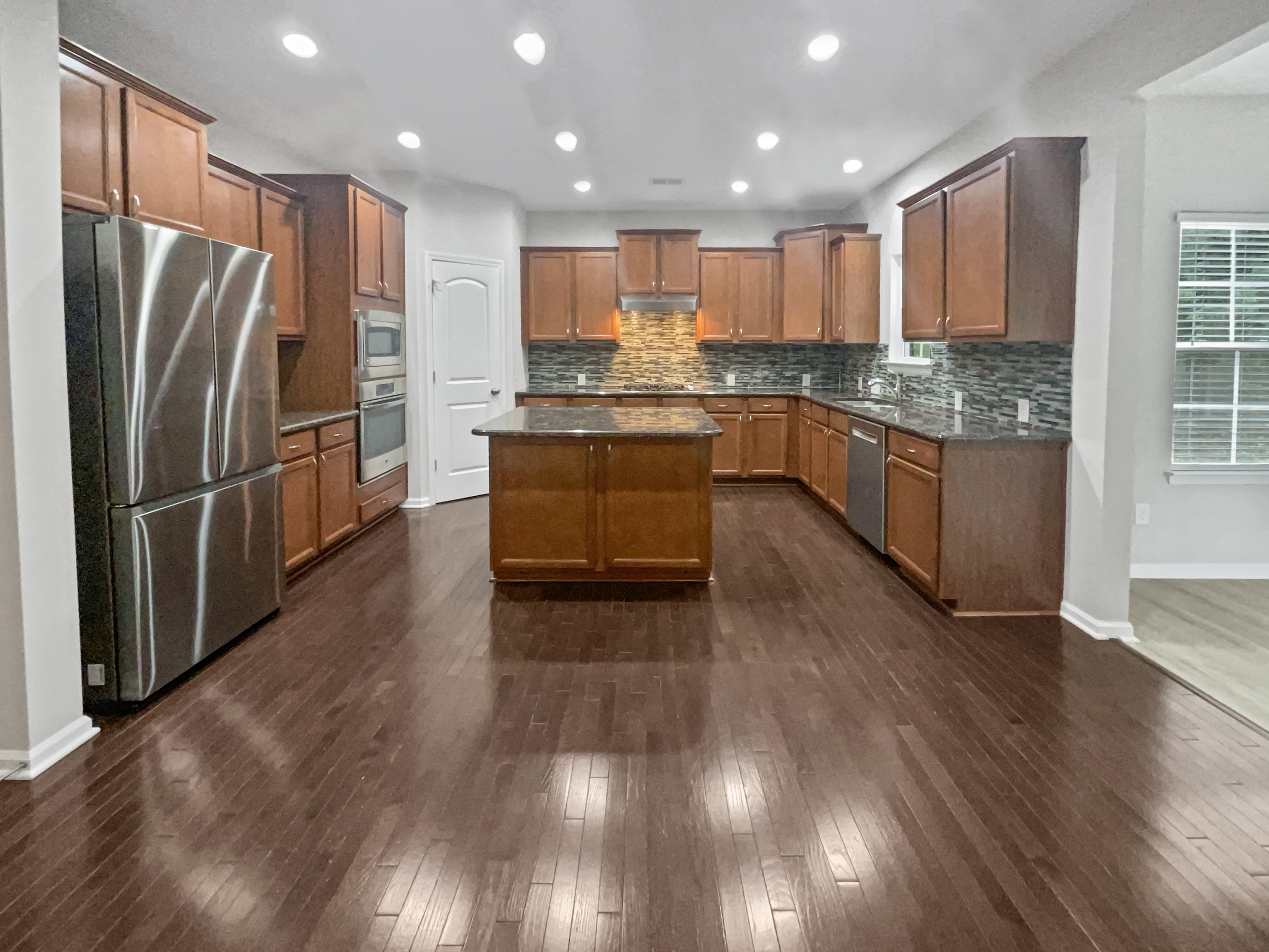 Photo 6 of 31 of 705 Old Cove Rd, Fort Mill, SC