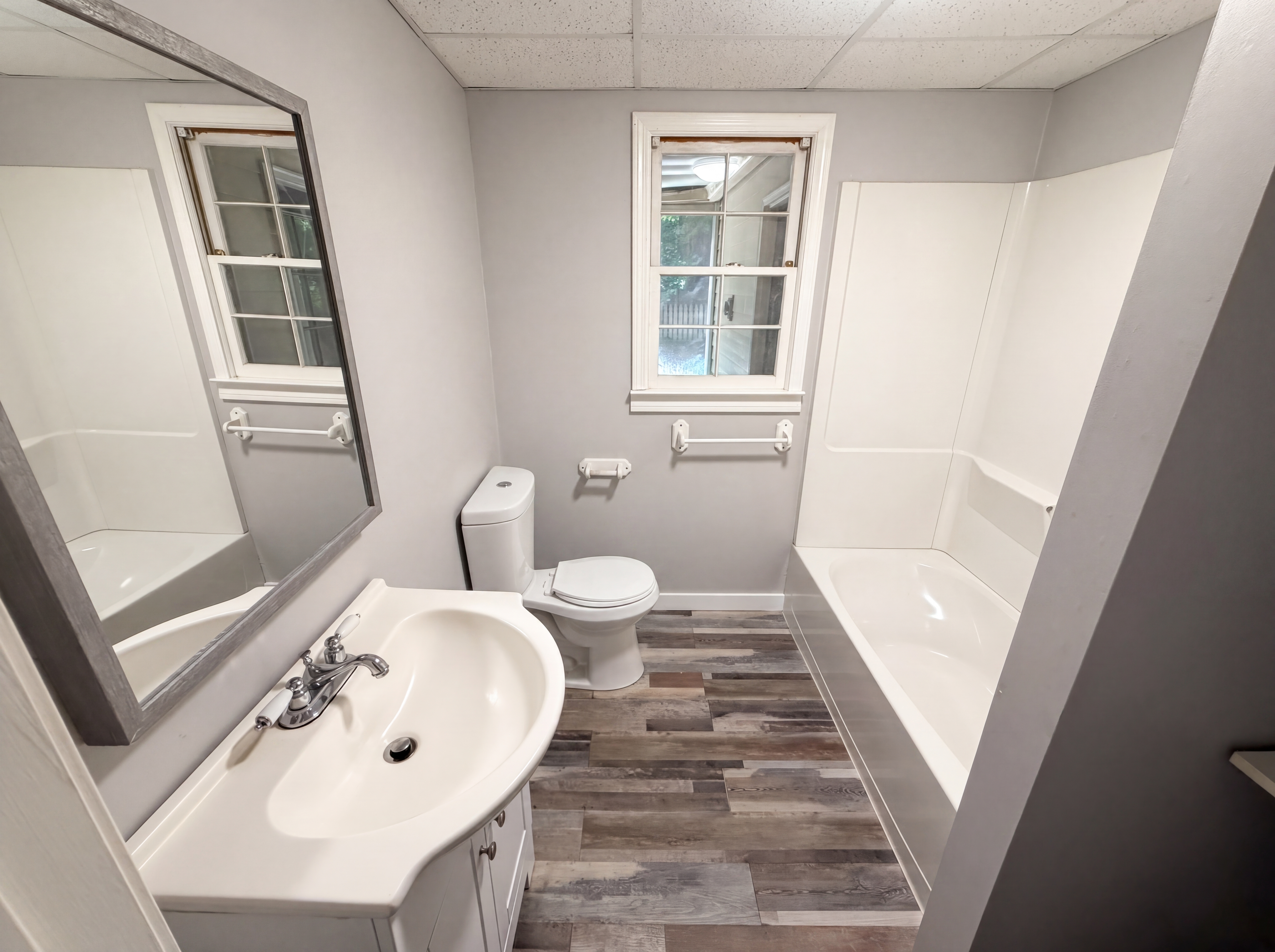 Photo 6 of 17 of 2623 Wellington Dr, Marietta, GA