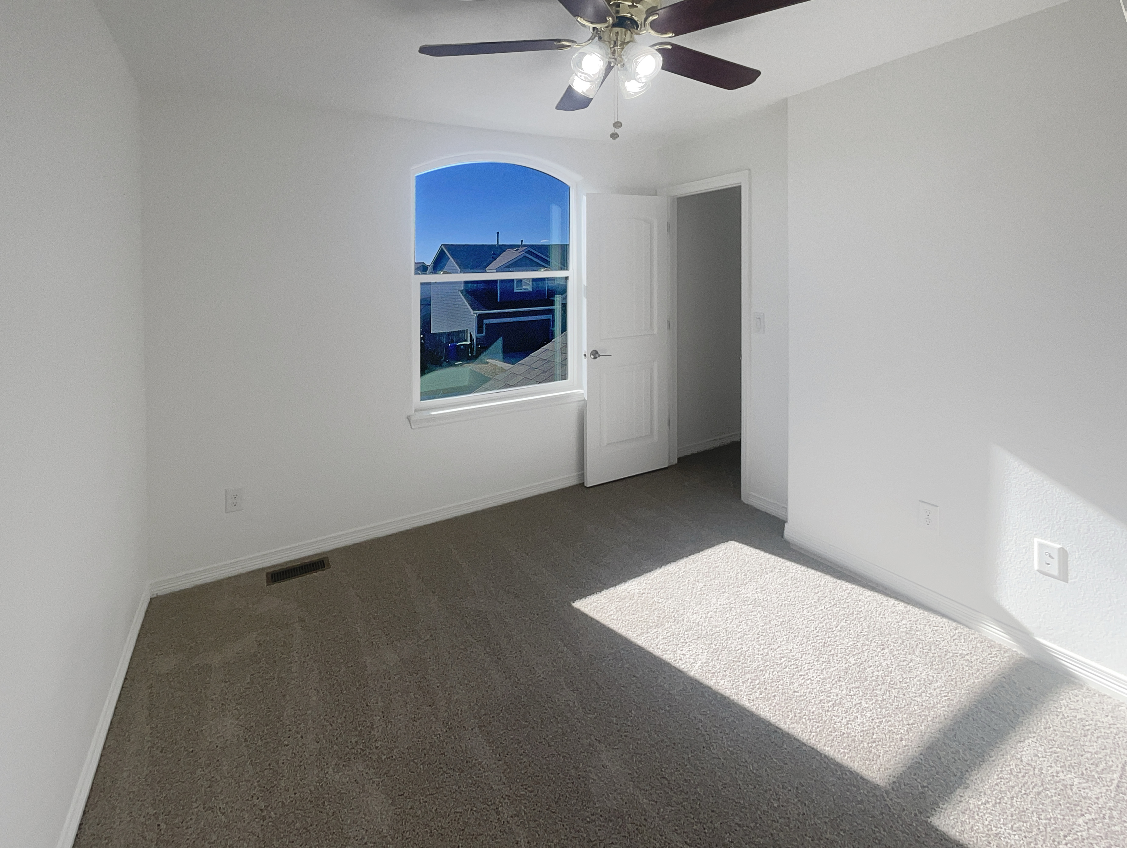 Photo 19 of 25 of 6812 Galpin Dr, Colorado Springs, CO