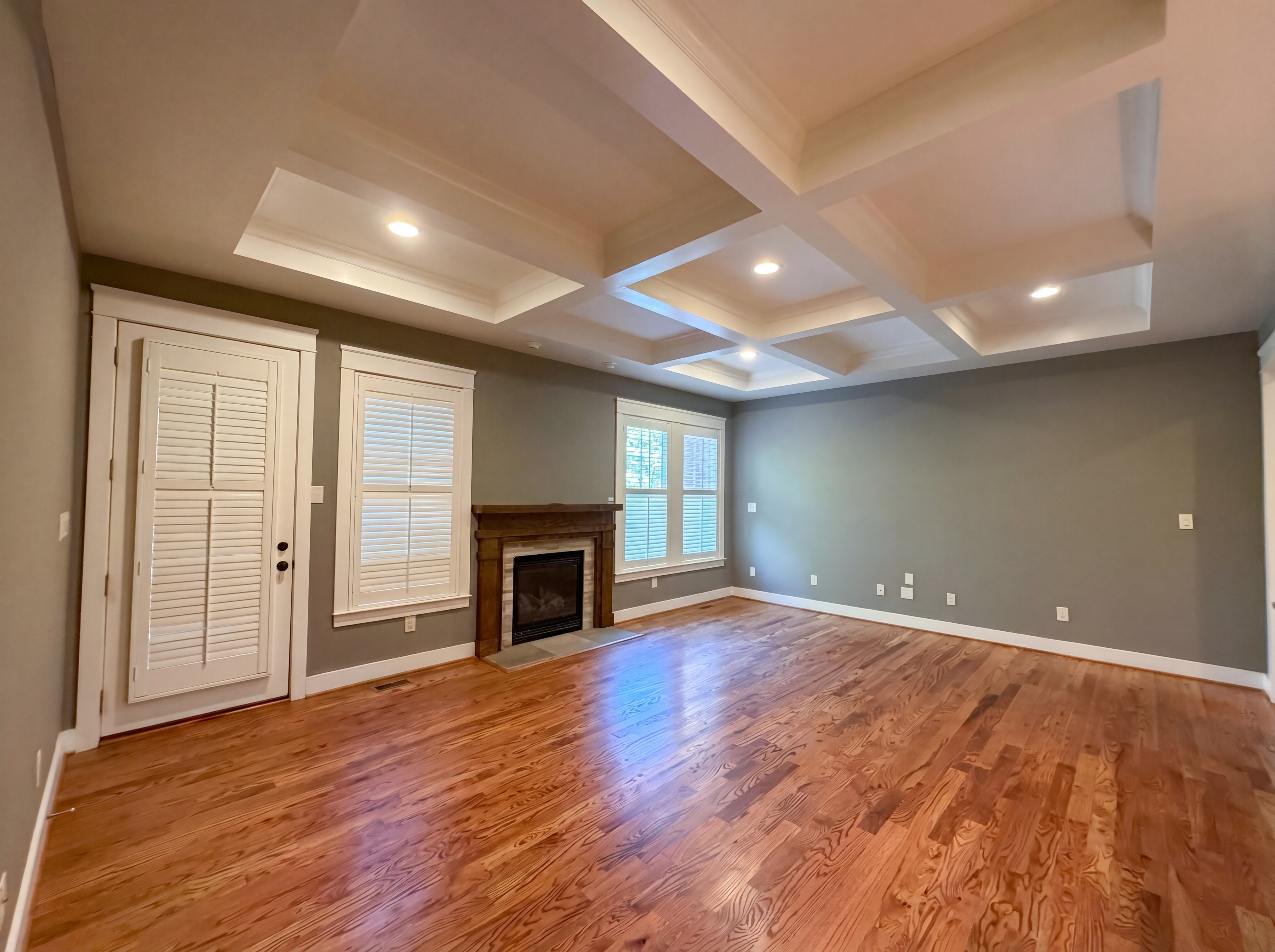 Photo 3 of 24 of 16201 Alsdell Rd, Midlothian, VA